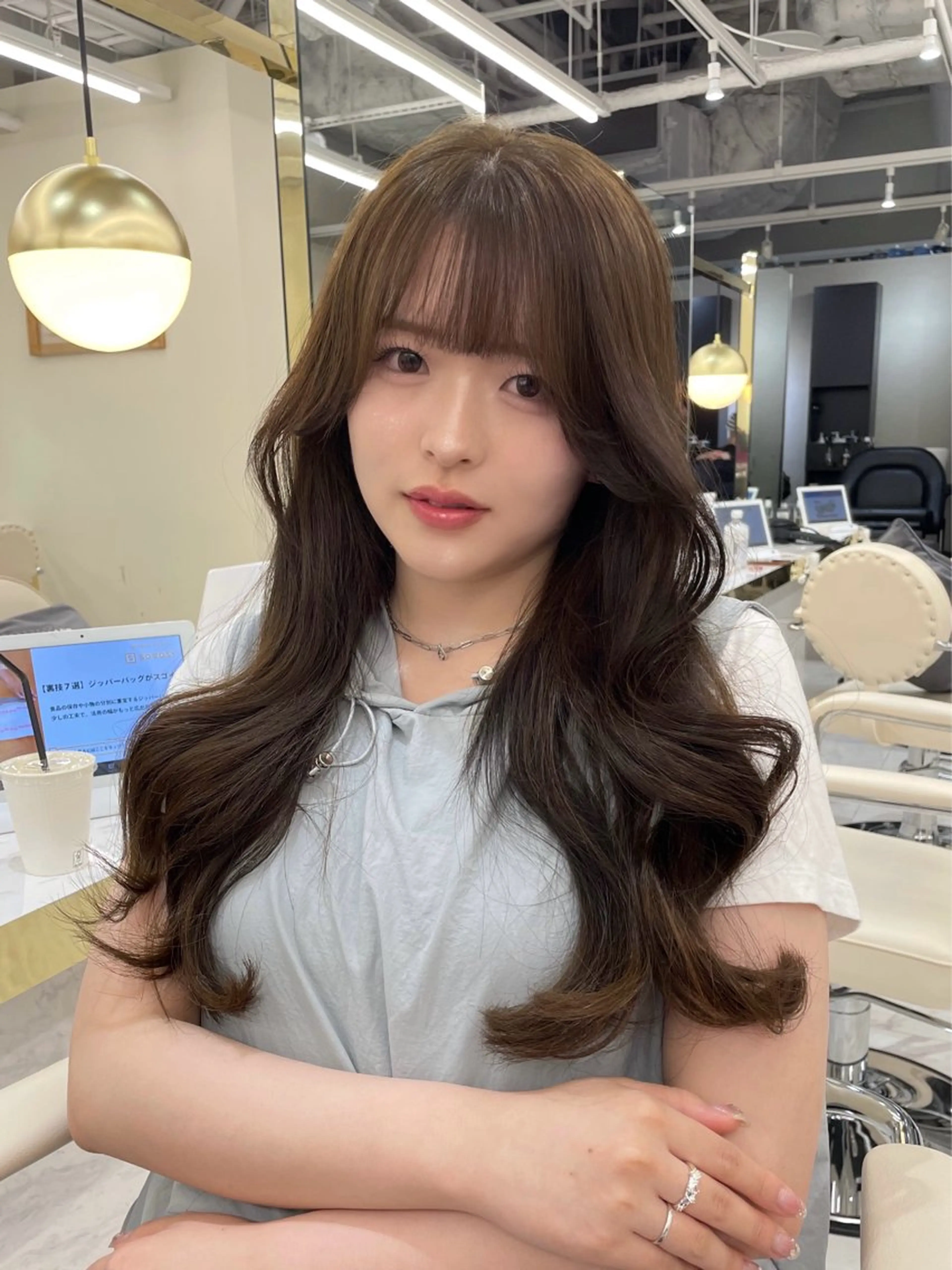 ロング カラー ヘアアレンジ アッシュ ベージュカラー ブリーチ ダブルカラー グレージュ カット ヘアカラー トリートメント mao透明感カラー 似合わせヘアメイクのヘアスタイル