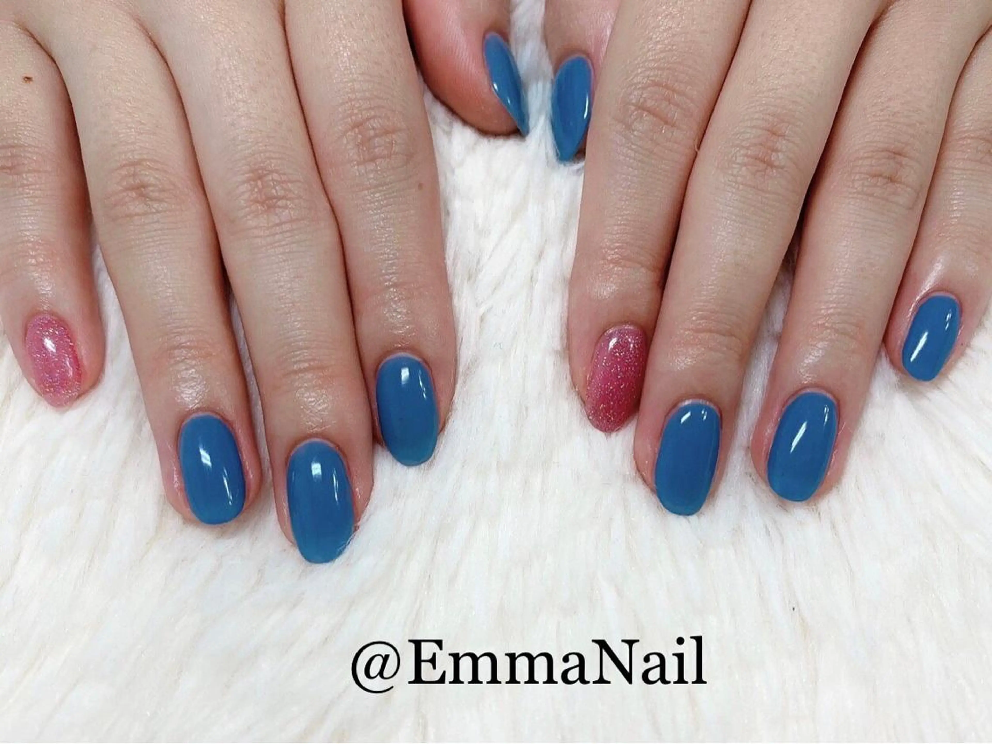ネイル ワンカラーネイル ハンドネイル salon EM&A emiのネイルデザイン