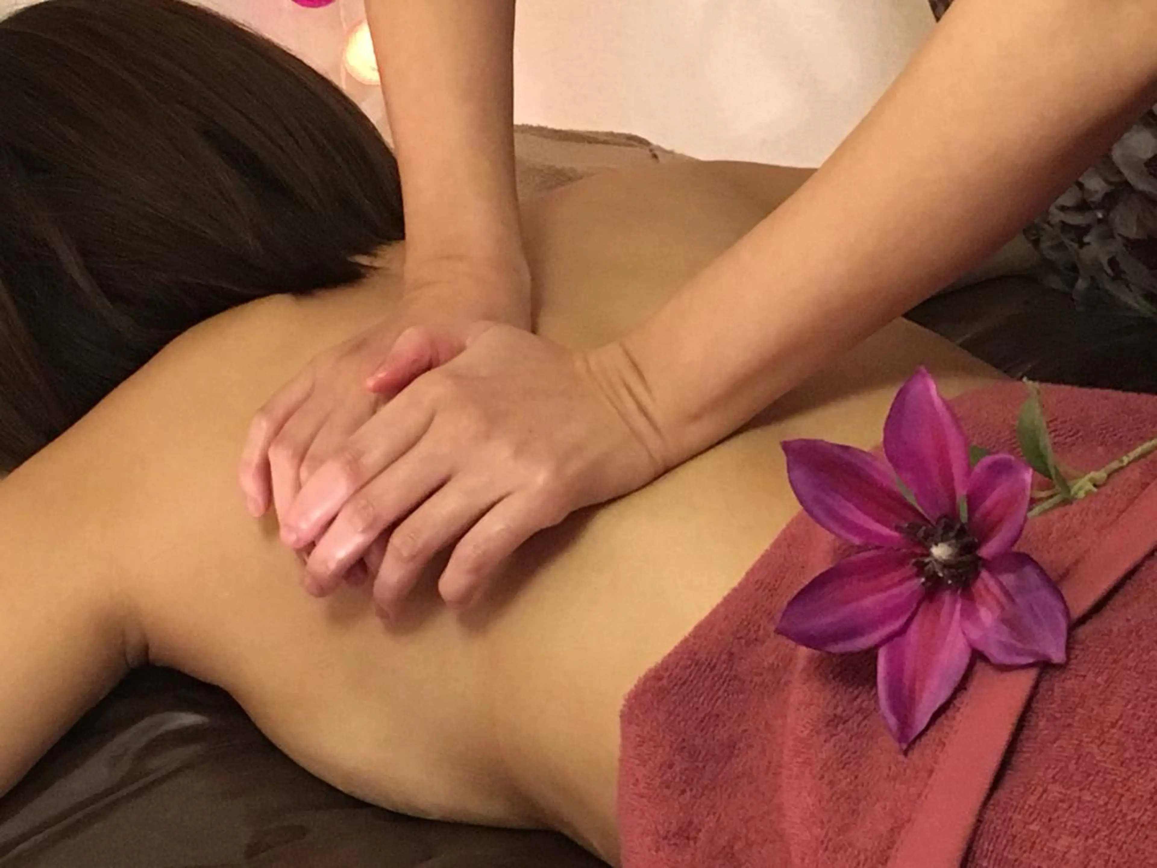 ショート カラー パーマ ヘアアレンジ メンズ キッズ ネイル マツエク・マツパ 強圧オールハンド痩身&黄土よもぎ蒸しプライベートサロンClematis池袋所属・強圧オールハンド痩身 片野のエステ・リラクイメージ