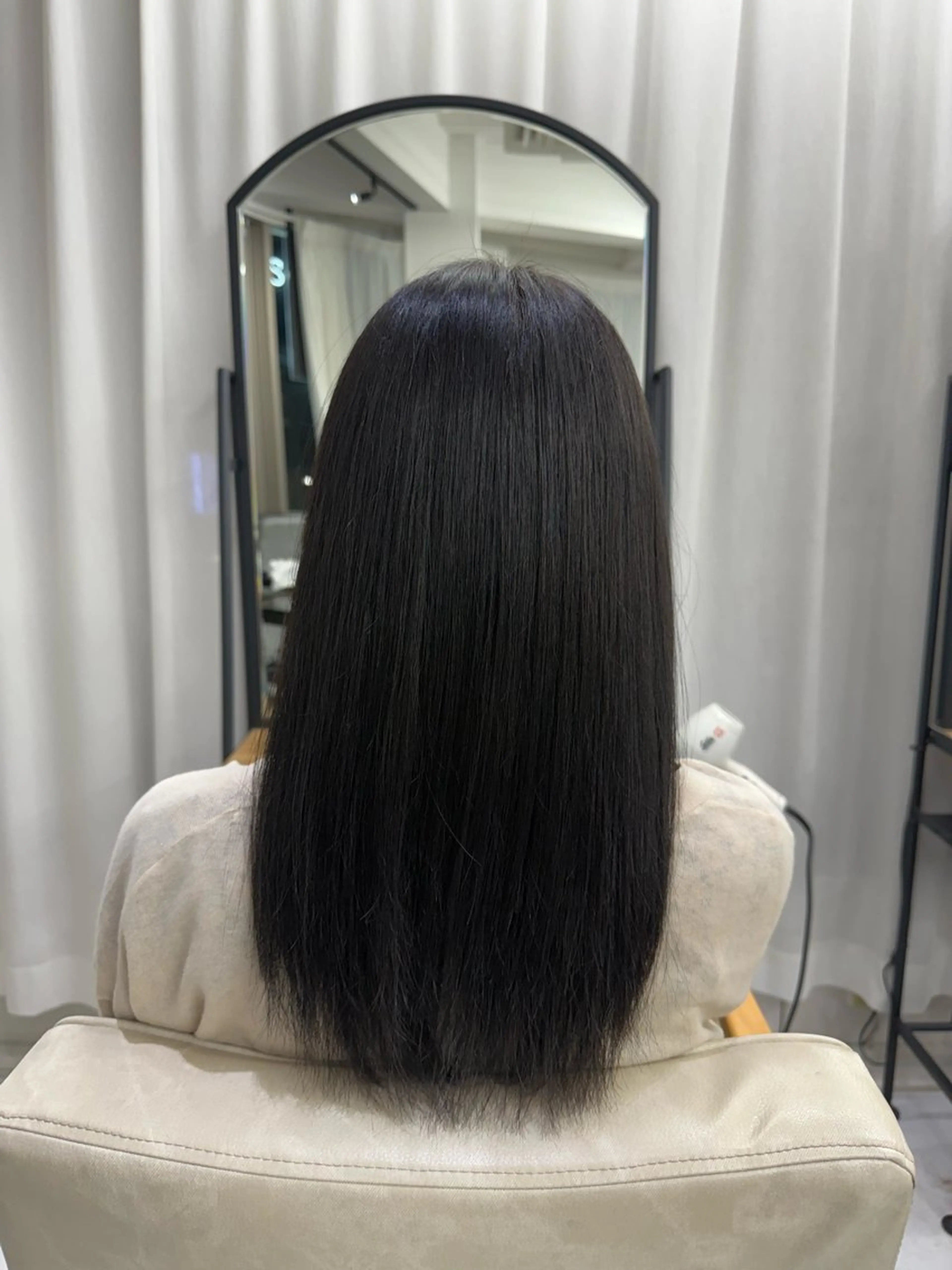 カラー pizzicato所属・シカダ ココアのヘアスタイル