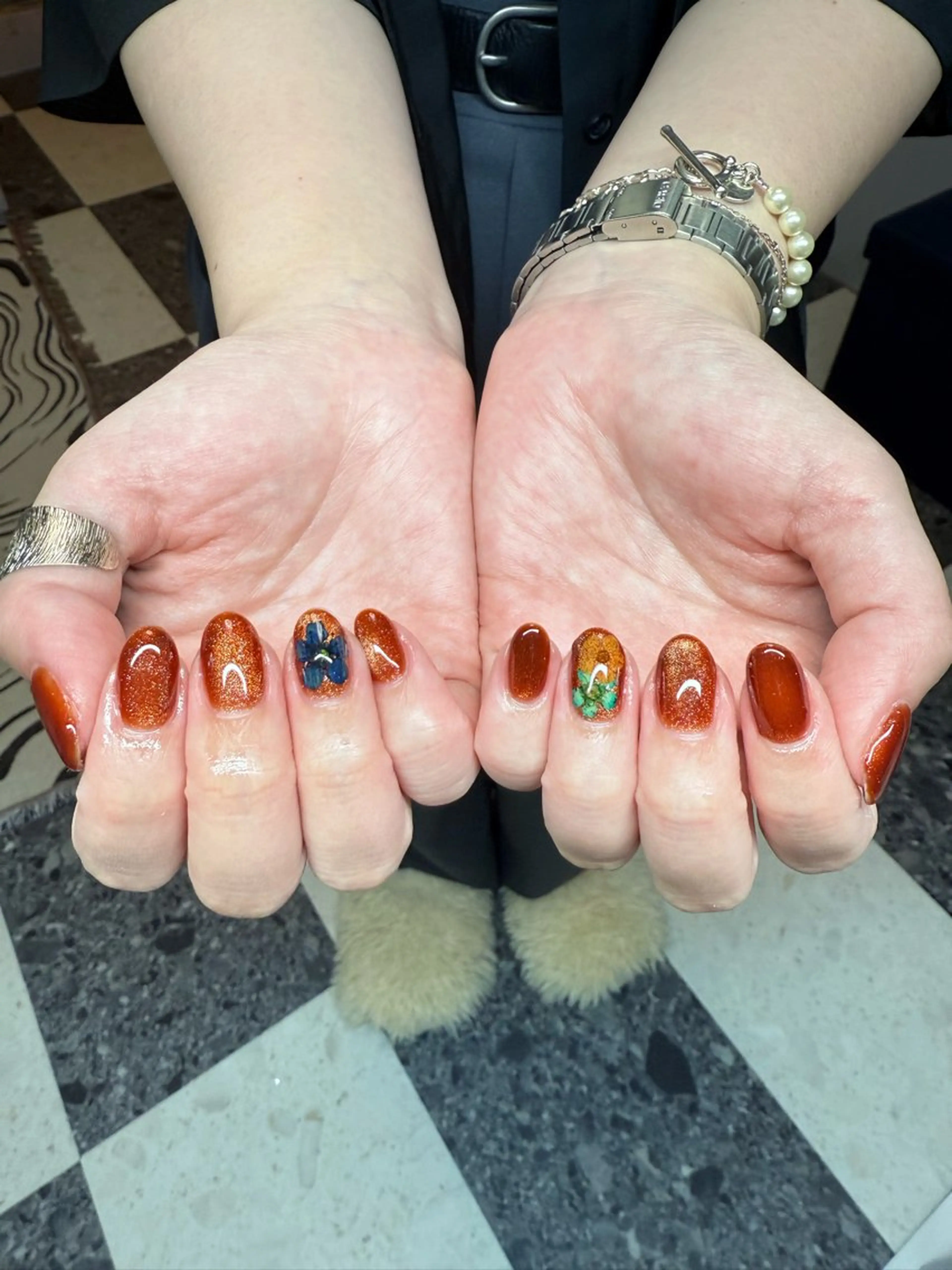 ネイル ブラウン マグネットネイル ワンカラーネイル シンプルネイル ハンドネイル posa nail モエミのネイルデザイン