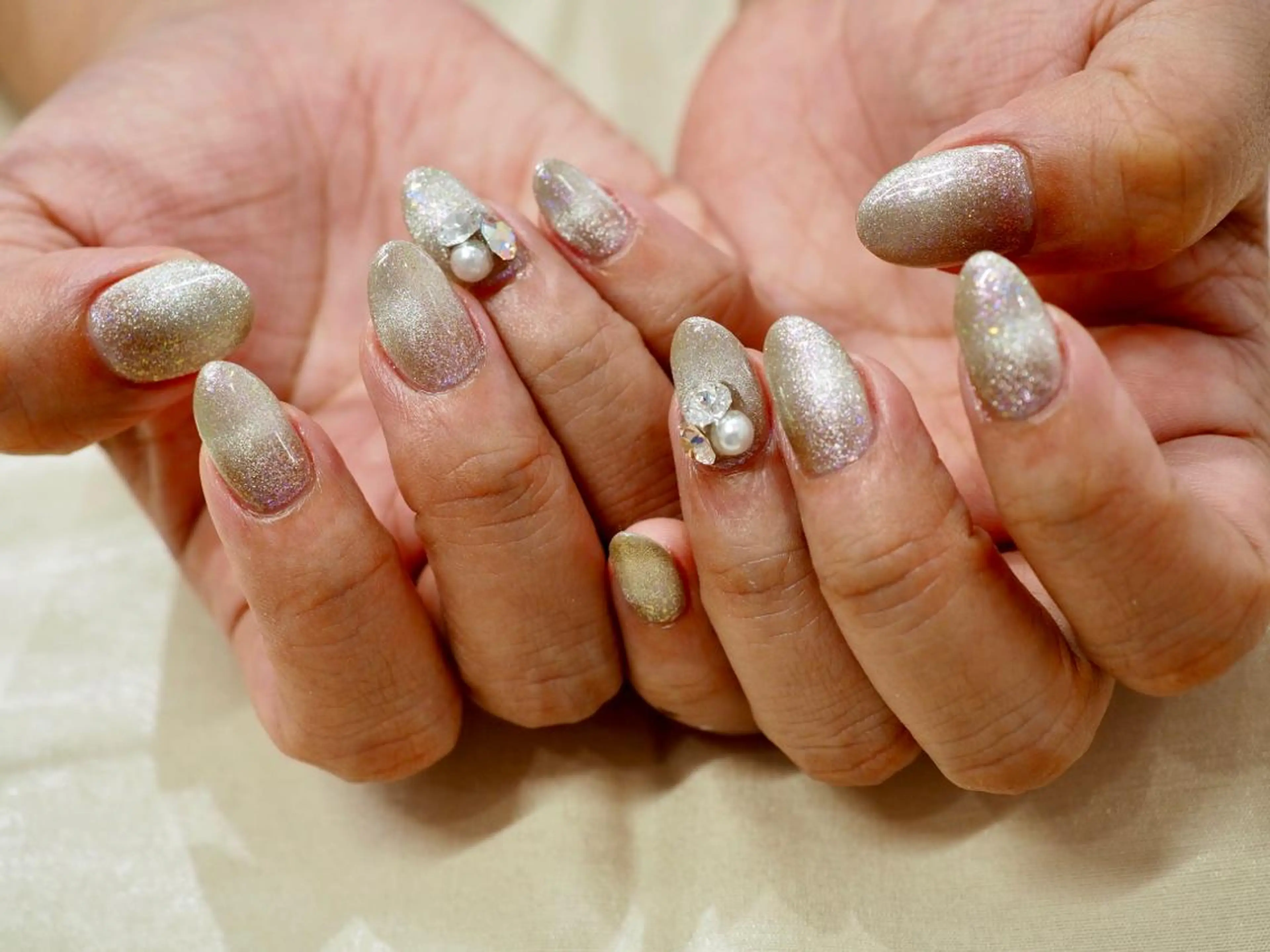 ネイル ハンドネイル Glück...所属・kohashi miwaのネイルデザイン