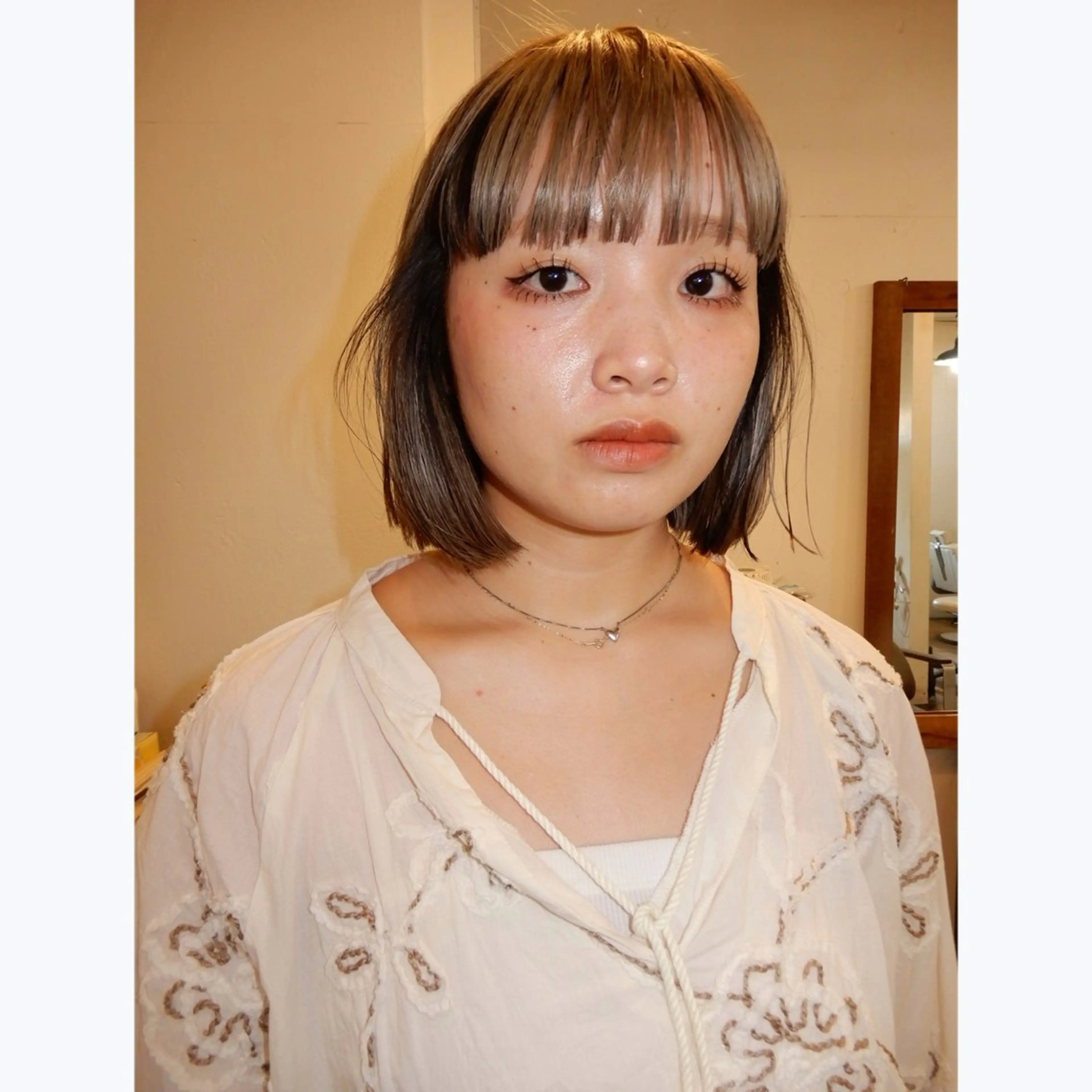 ショート カラー カット ヘアカラー おざき ともかのヘアスタイル