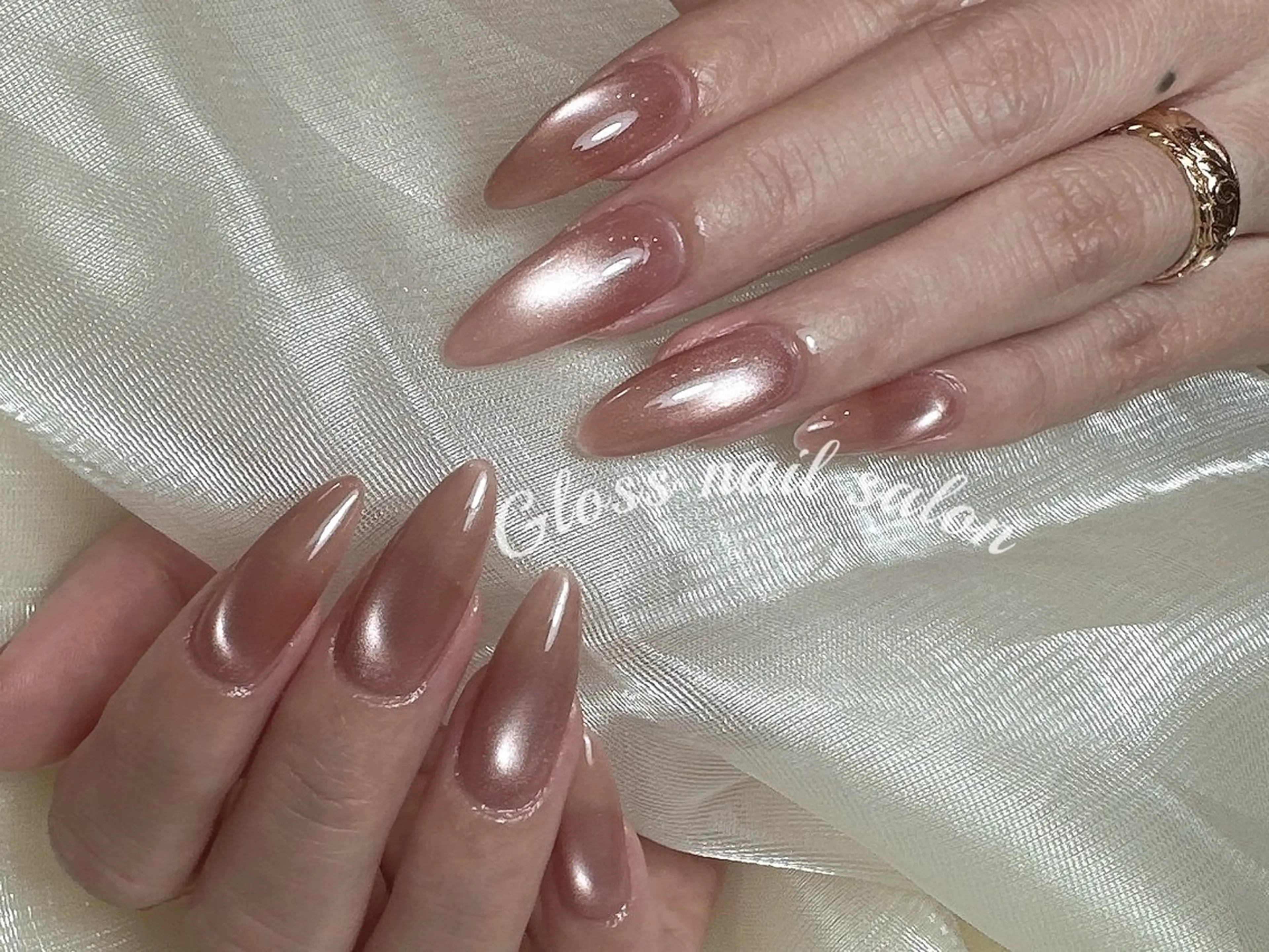 ネイル Gloss nail ジェル&長さだし専門のネイルデザイン