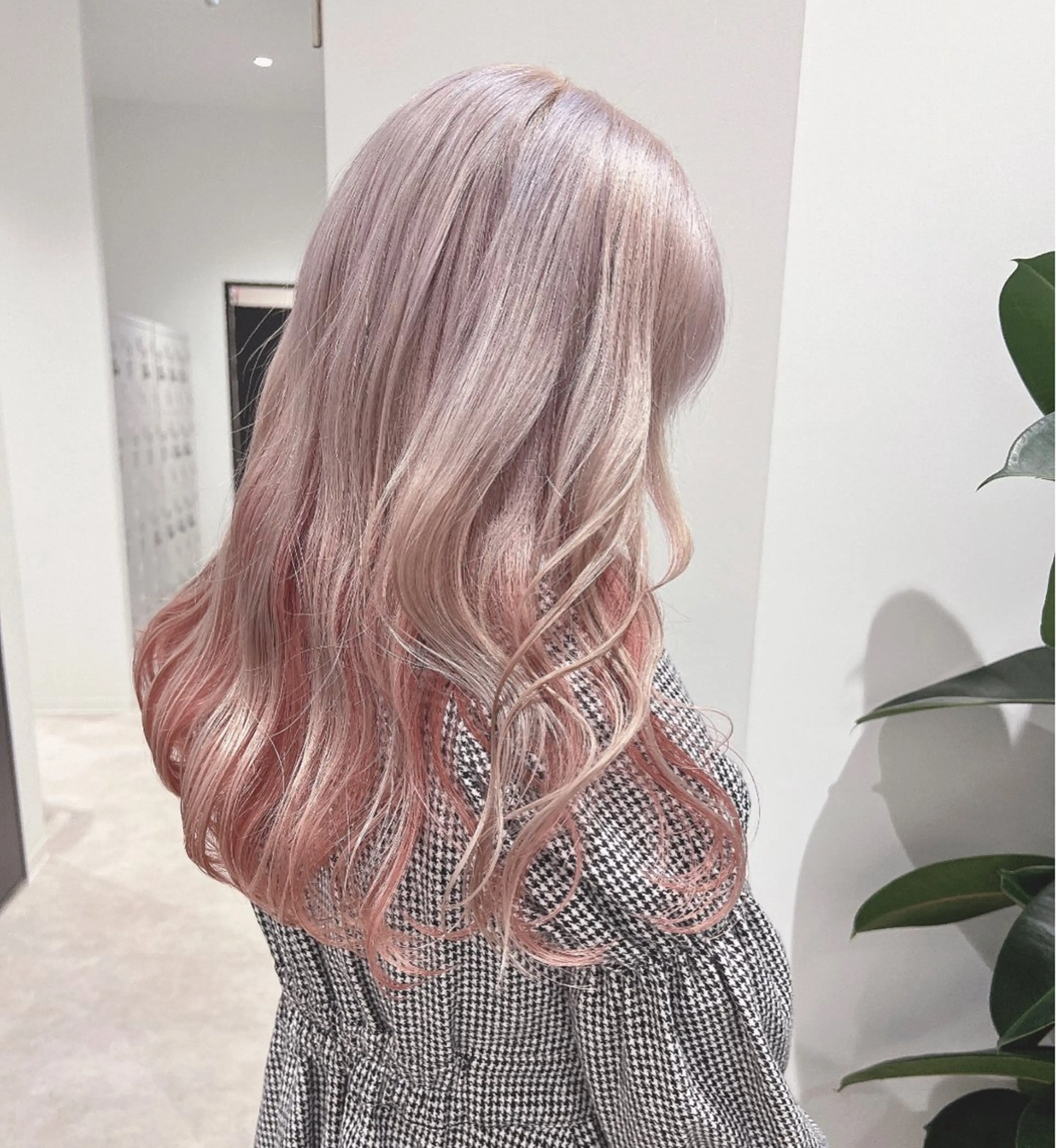 セミロング カラー インナーカラー マツエクmarry池袋所属・マツエクモデル無料 marry 池袋秦のマツエク・マツパデザイン