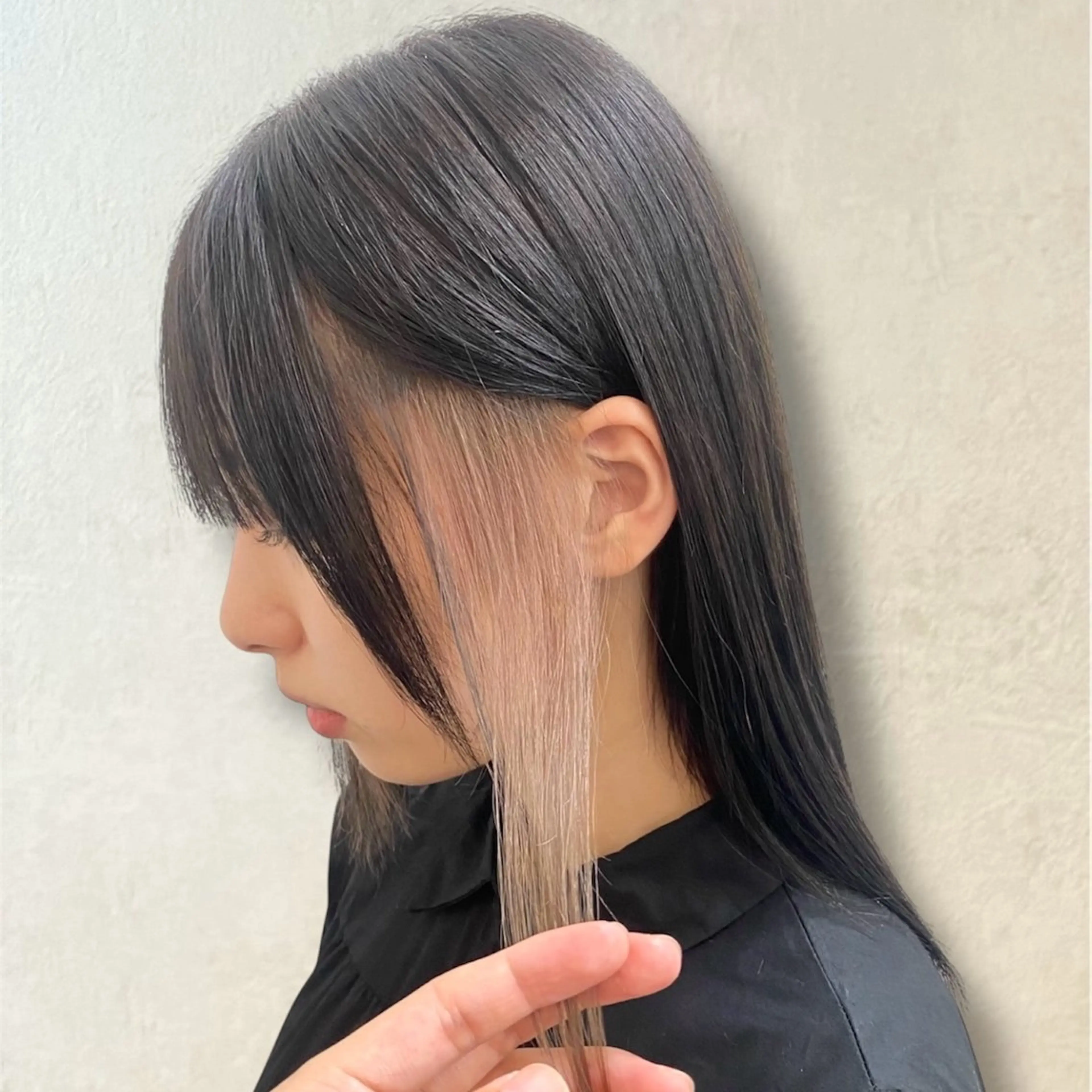 カラー イヤリングカラー ヘアカラー "滋賀ボブといえば" 吉村　友輝のヘアスタイル