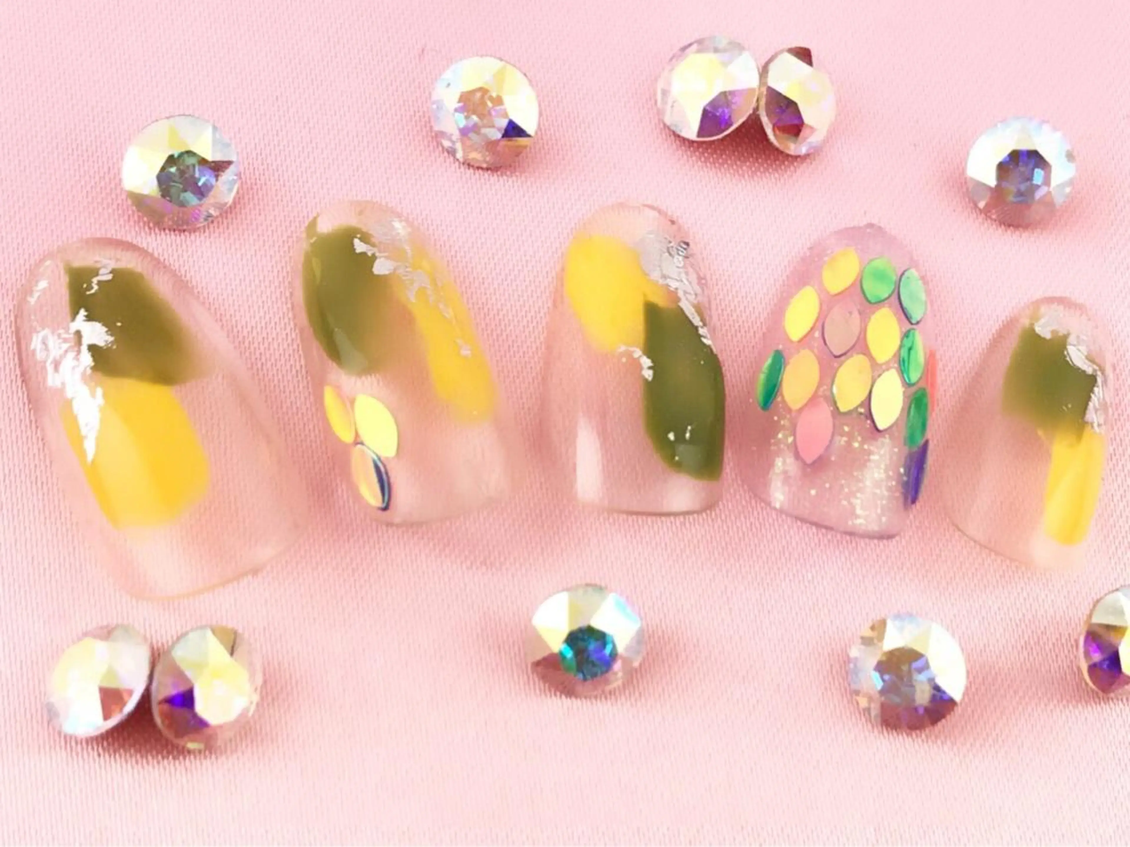 ショート カラー パーマ ヘアアレンジ メンズ ネイル マツエク・マツパ 学生（メンズ向け） 付け放題 学生 アートネイル フットネイル NAILSGOGO shibuyaのネイルデザイン