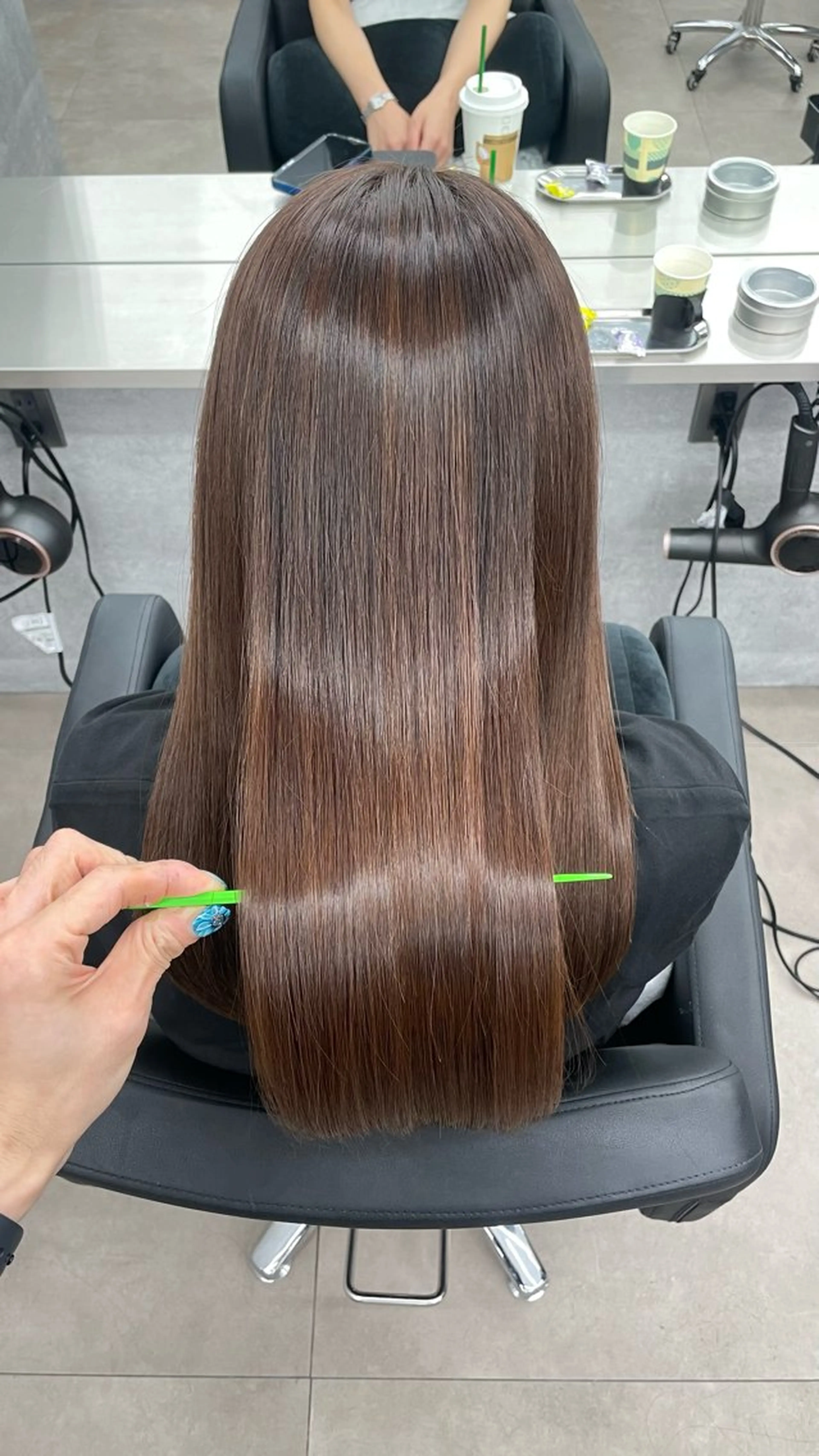 ロング カット ヘアカラー トリートメント 🦄髪質改善トリー トメント🦄イリスのヘアスタイル