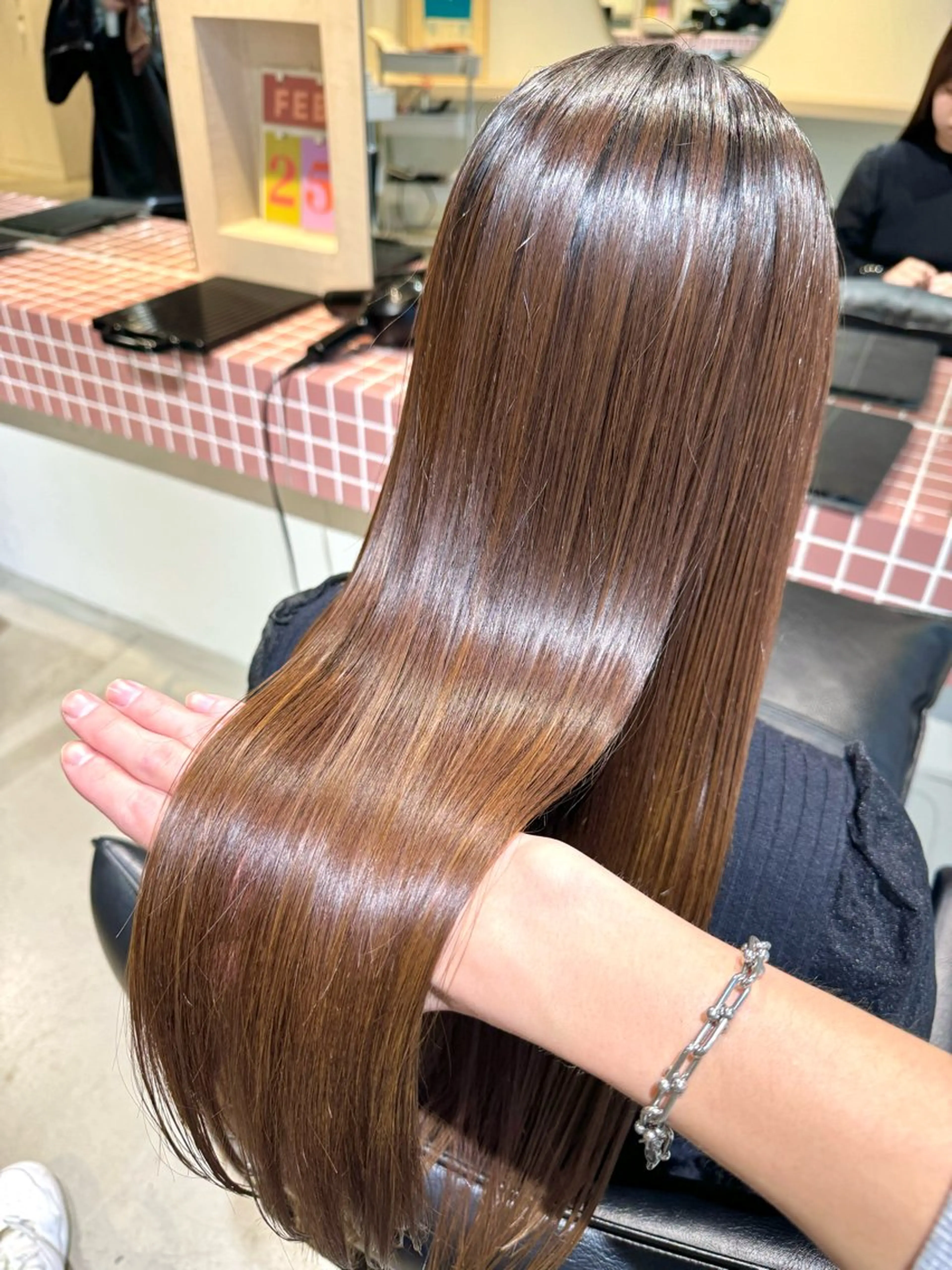 ロング アッシュ ボブ 髪質改善 レイヤーカット ロング eto所属・髪質改善スペシャリス ト長尾勇弥/梅田中津のヘアスタイル