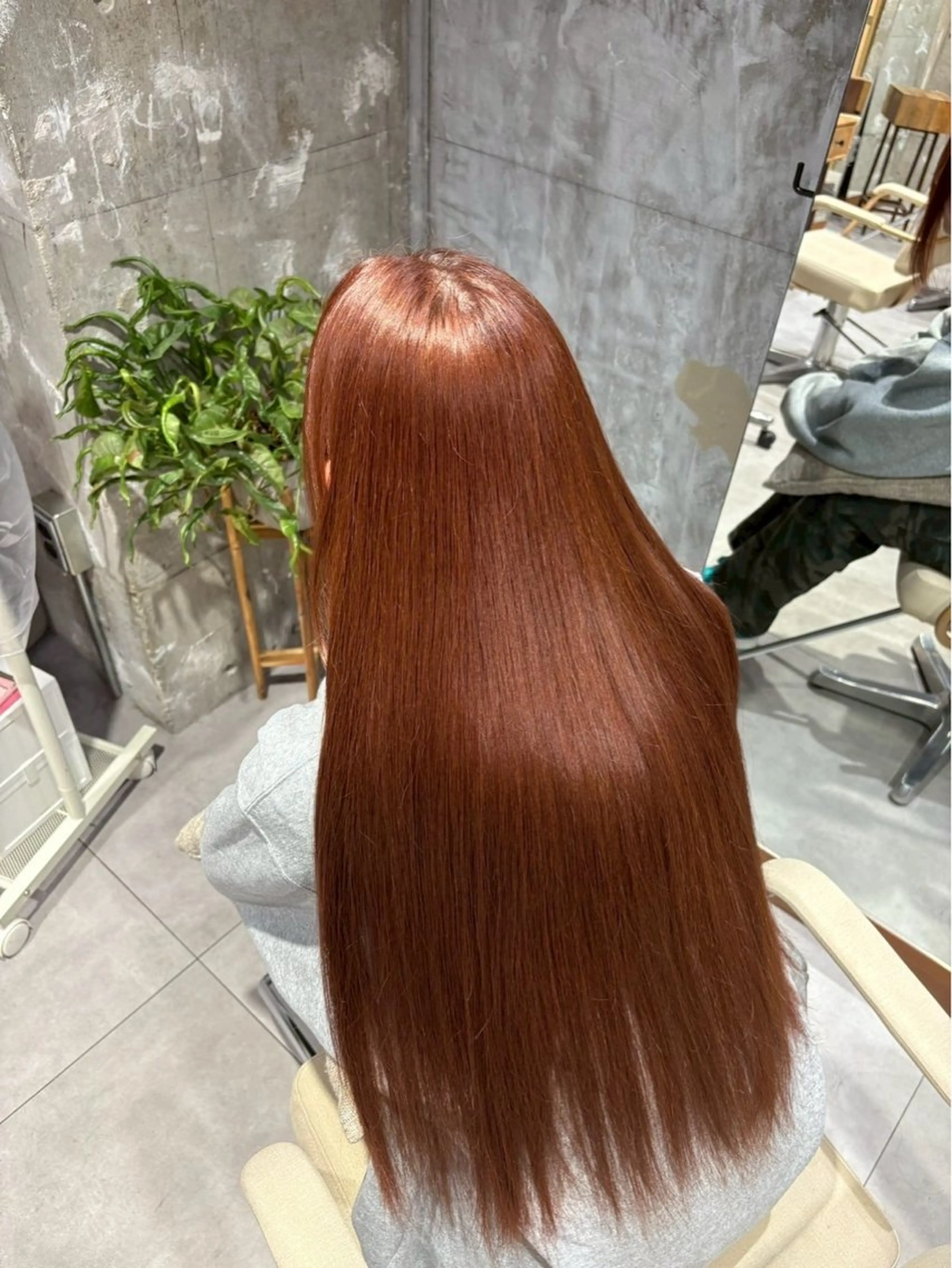 ロング 齋 花音のヘアスタイル