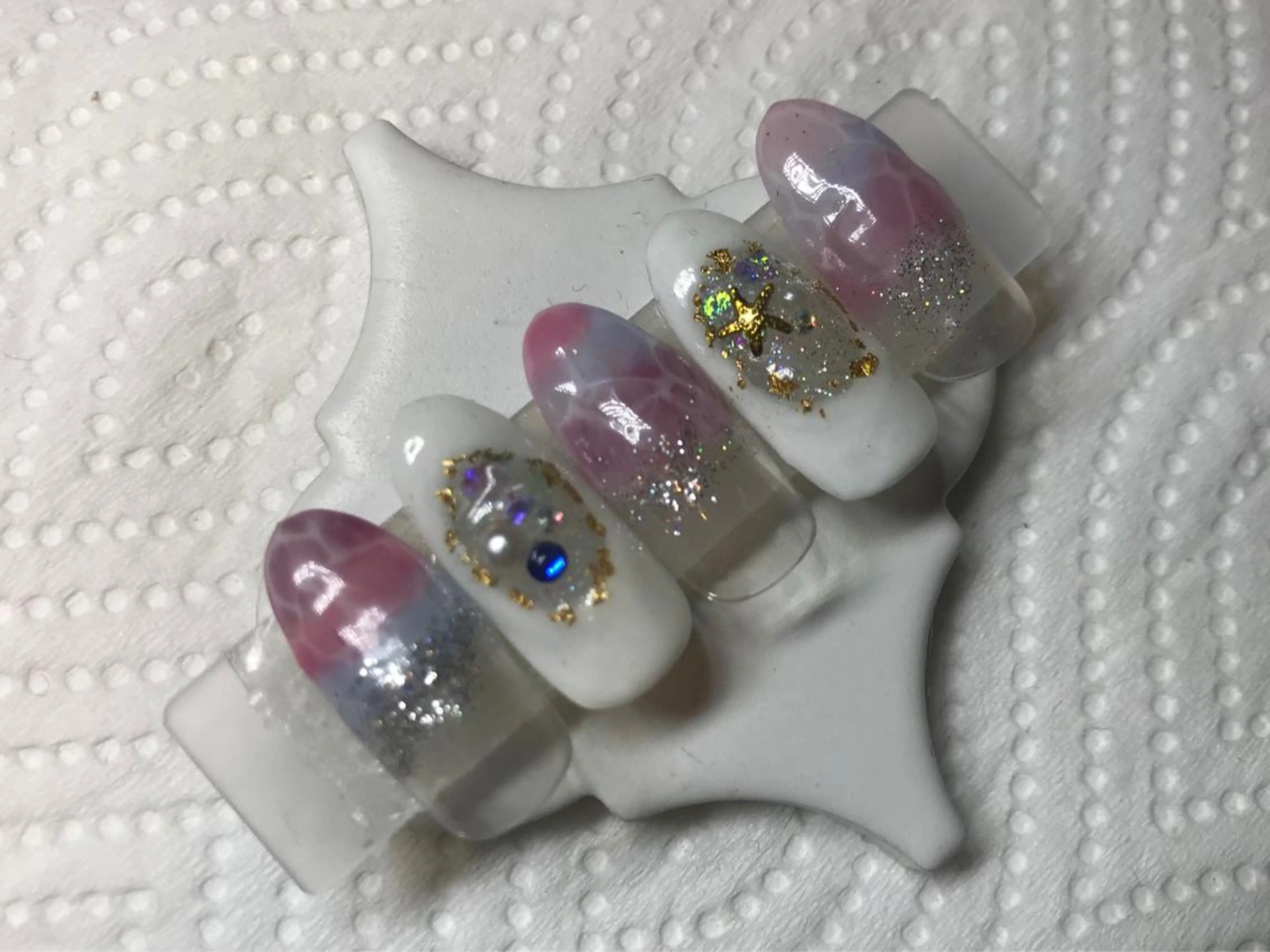 ミディアム ネイル ハンドネイル M. KOTOMIのネイルデザイン