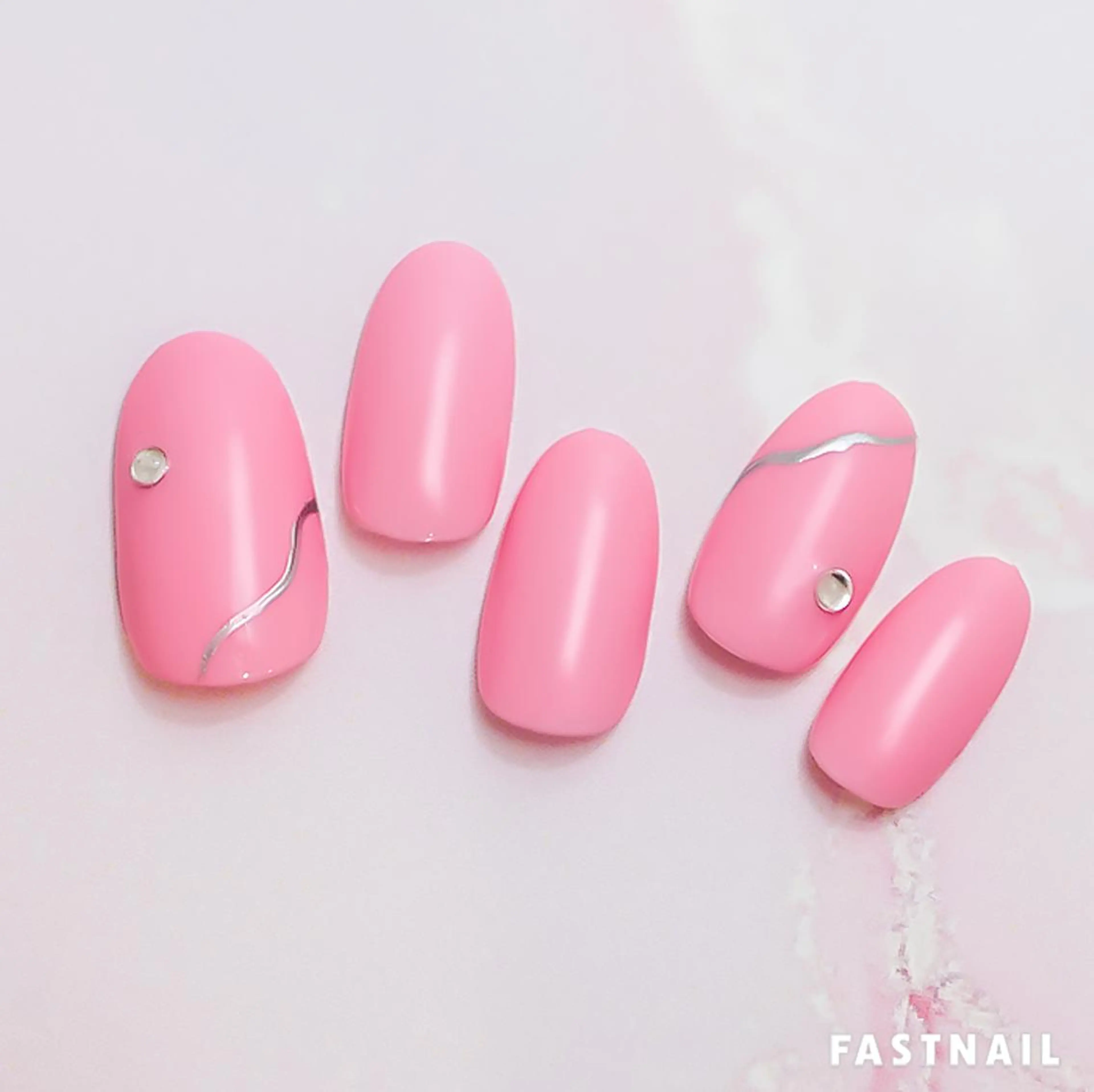 ネイル ファストネイル ロコ 志免のネイルデザイン