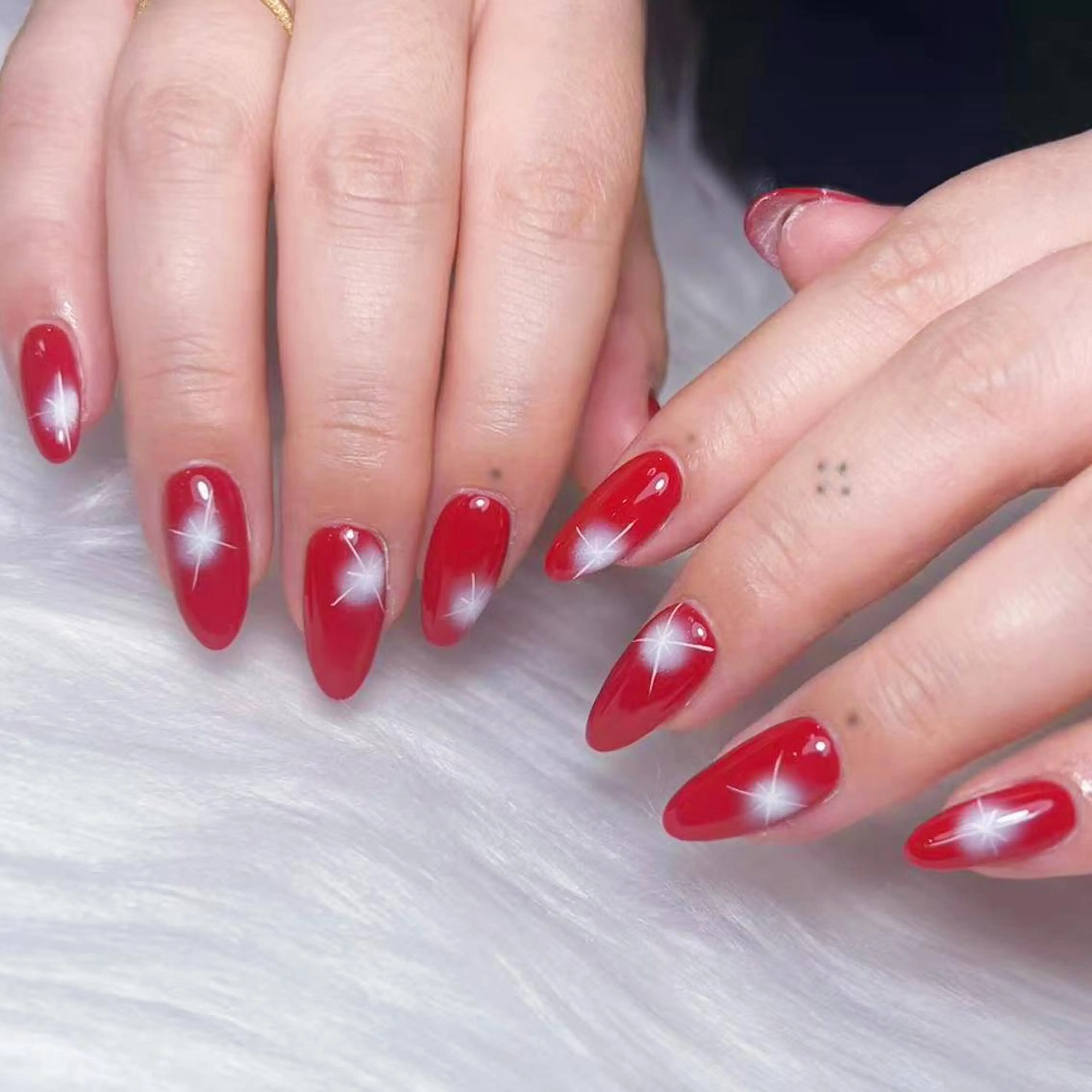 ネイル アートネイル オーロラネイル ガーリー キラキラネイル 韓国ネイル Nail Monsterのネイルデザイン