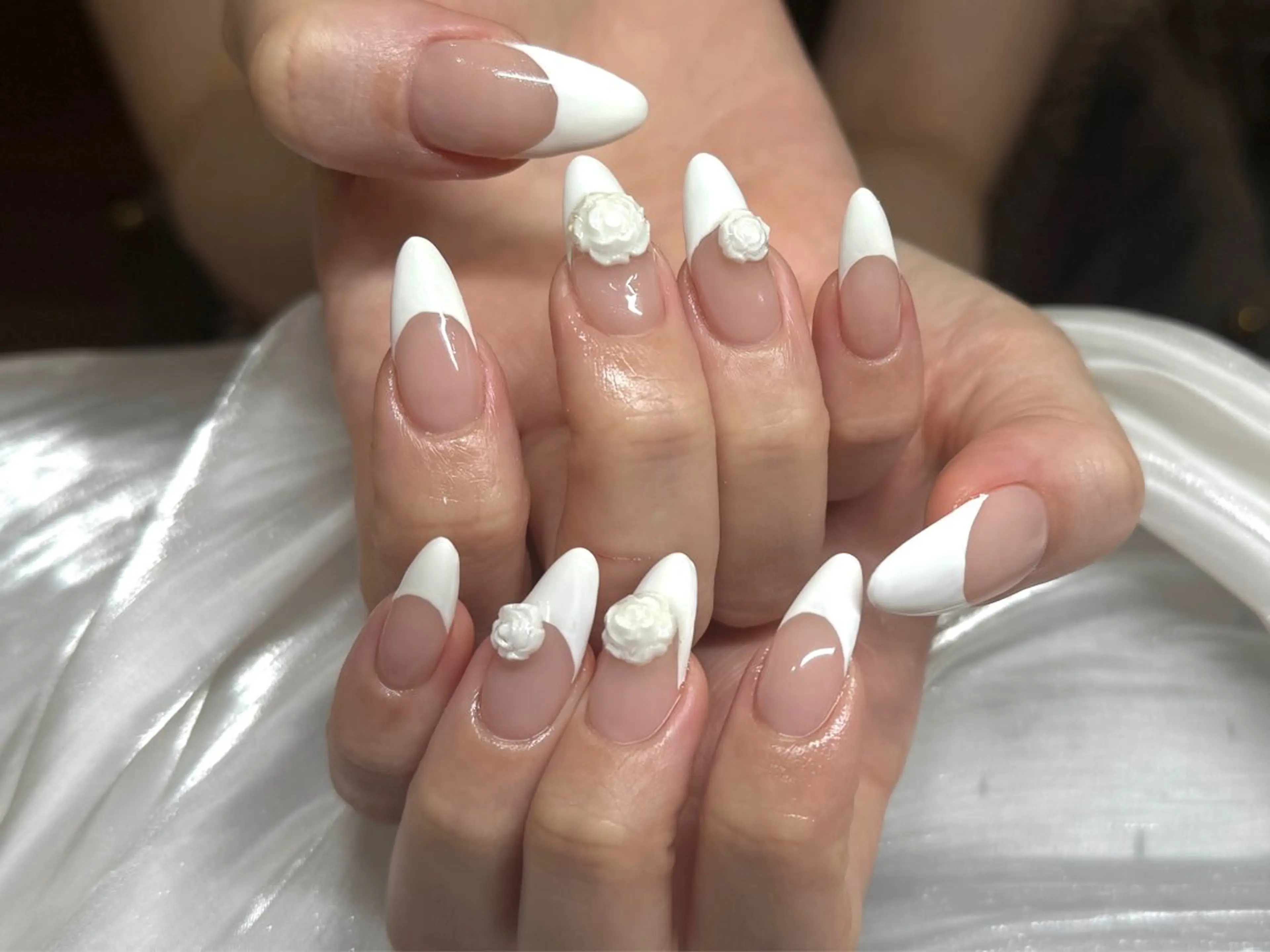 ネイル フットネイル フレンチネイル ジェルネイル ガラスフレンチ 韓国ネイル ハンドネイル ハンドケア The Nail & Eye Lashのその他イメージ