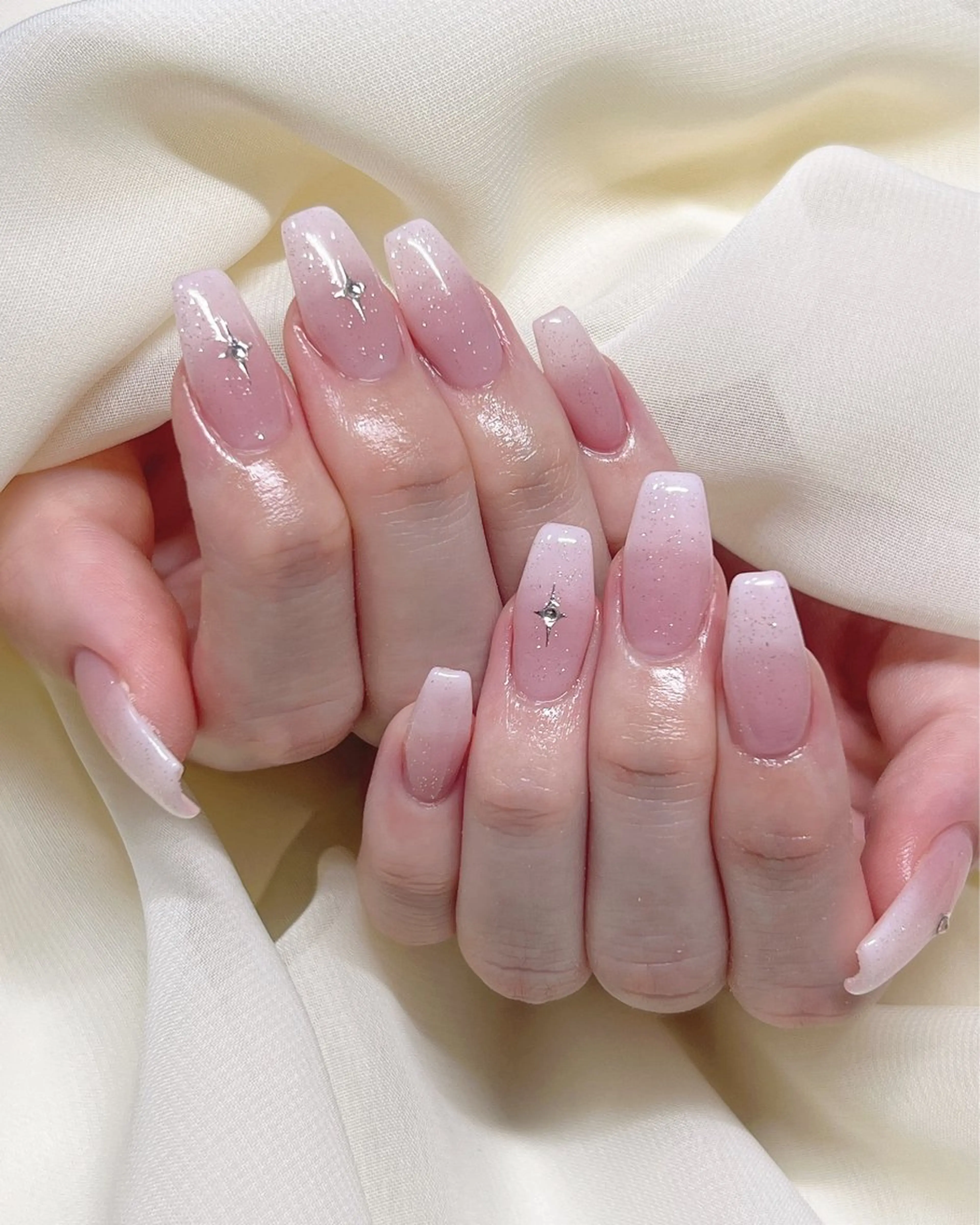ネイル 持ち込み nail salon MUAのネイルデザイン