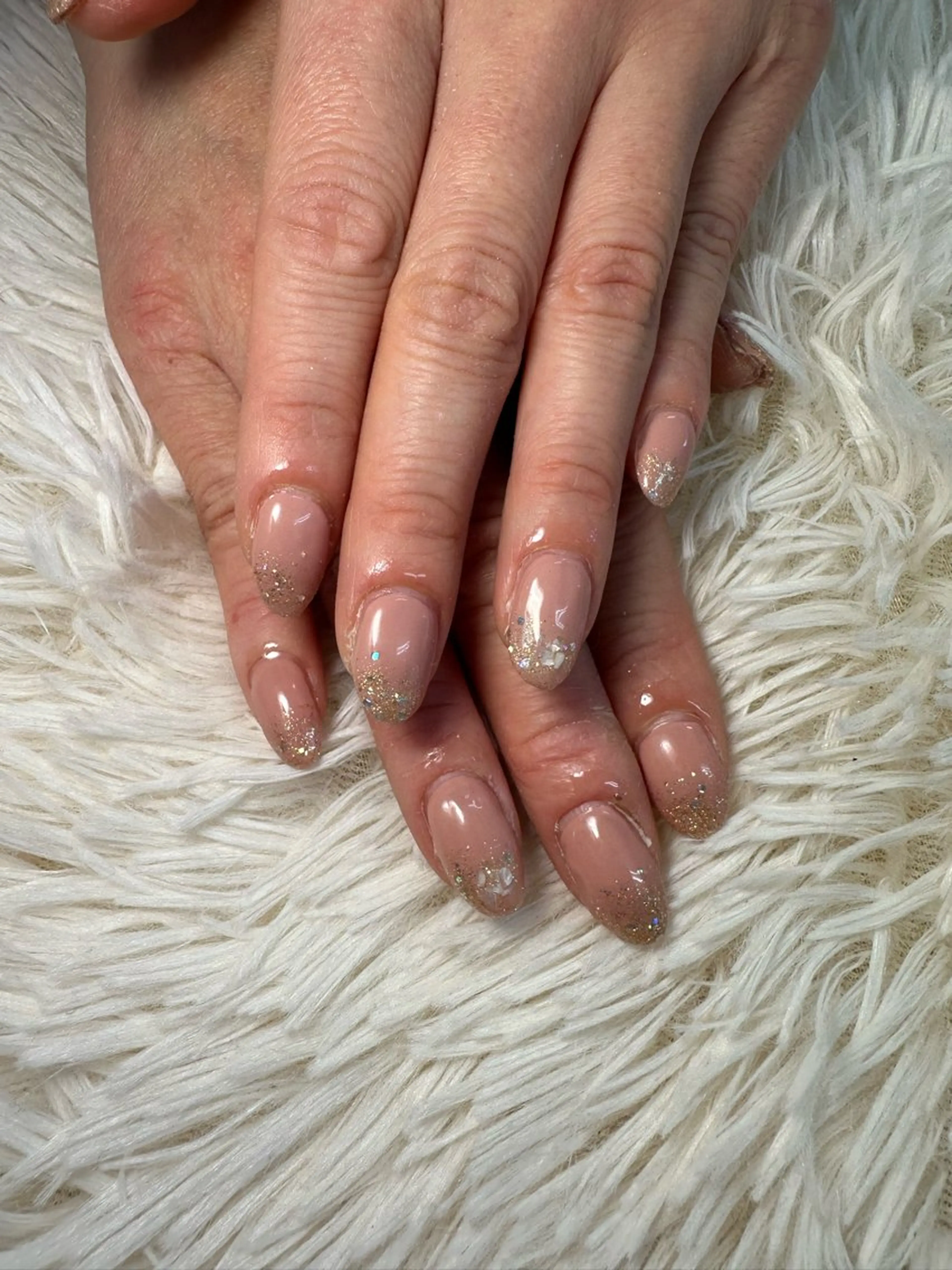 ネイル ラメ(グリッター) ラメグラデーション ハンドネイル 串田 萌のネイルデザイン