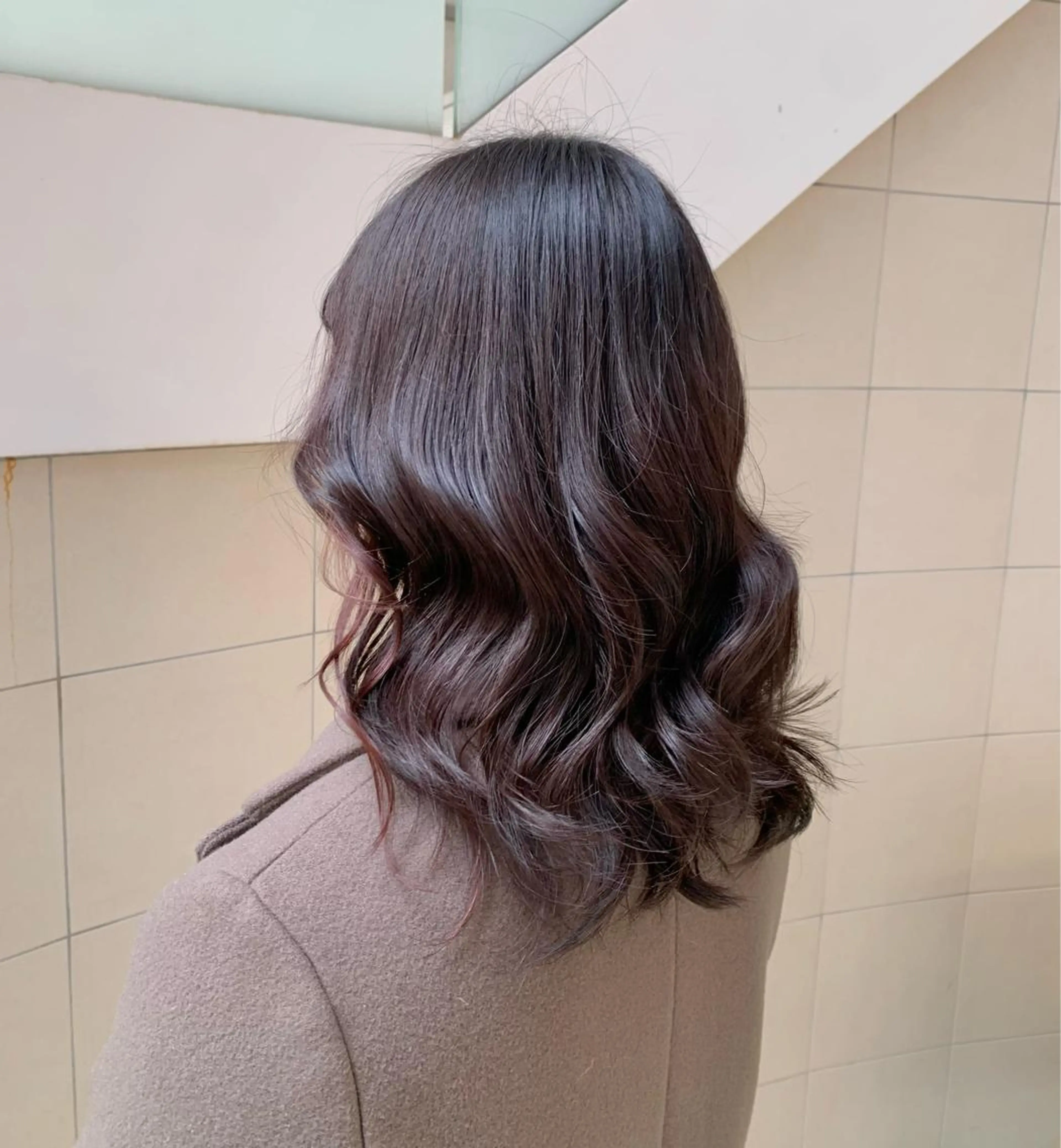 セミロング カラー 【韓国艶カラー🎀】 添田 菜摘のヘアスタイル