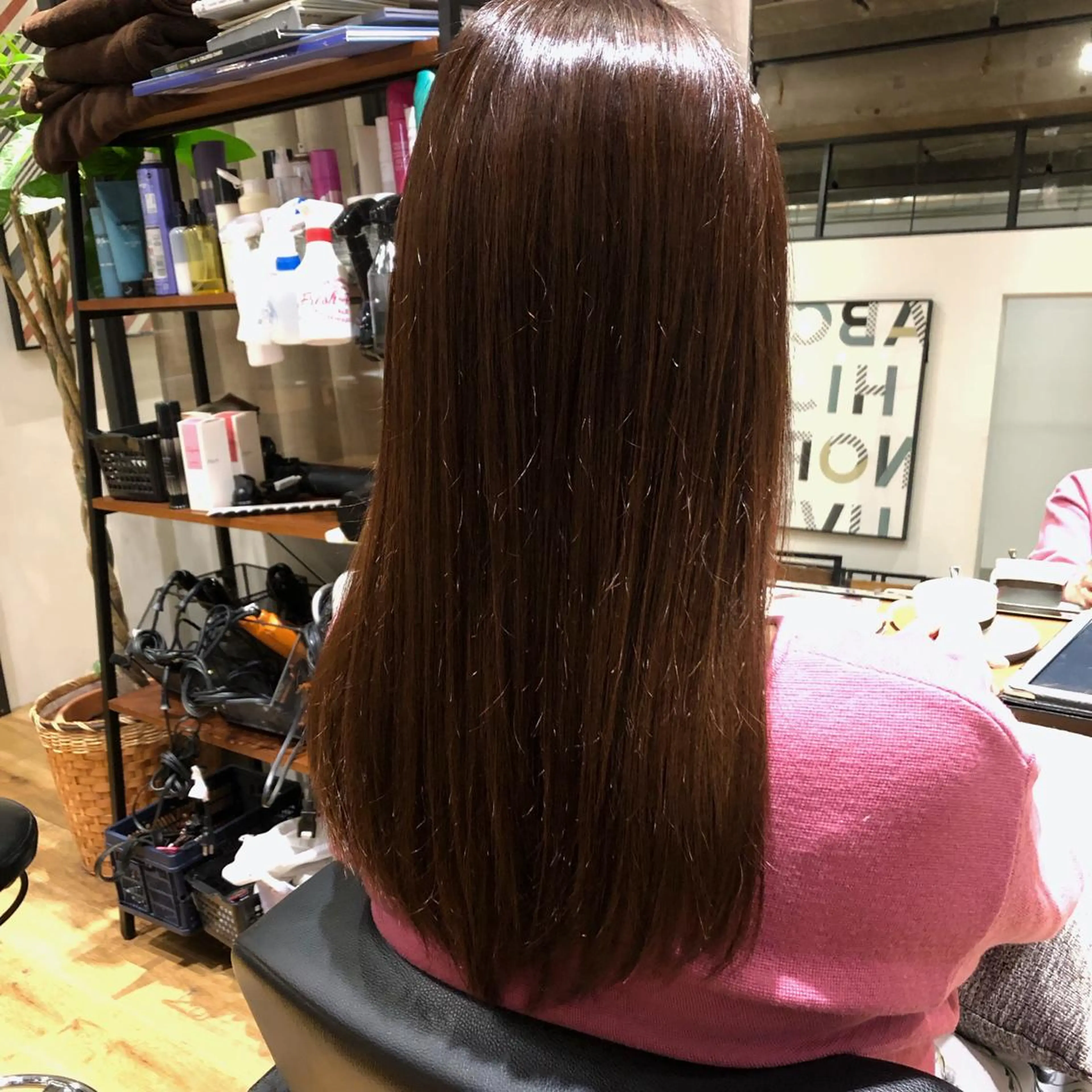 ロング カラー ブラウンカラー ナチュラルブラウン トリートメント カット ヘアカラー トリートメント ◇おの あすか◇のヘアスタイル
