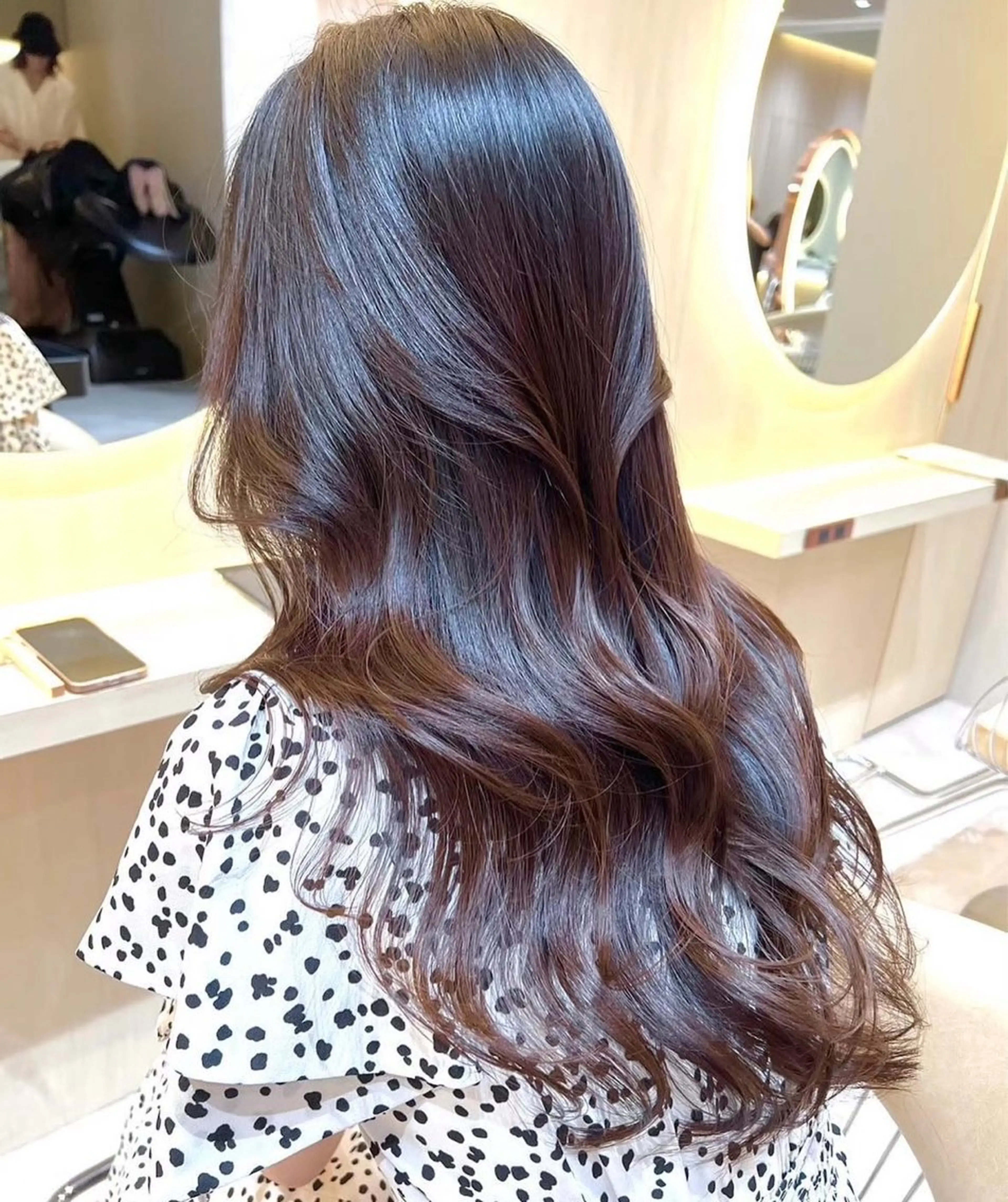 ロング ヘアカラー トリートメント 服部大地/ブリーチ 無しWカラー髪質改善のヘアスタイル