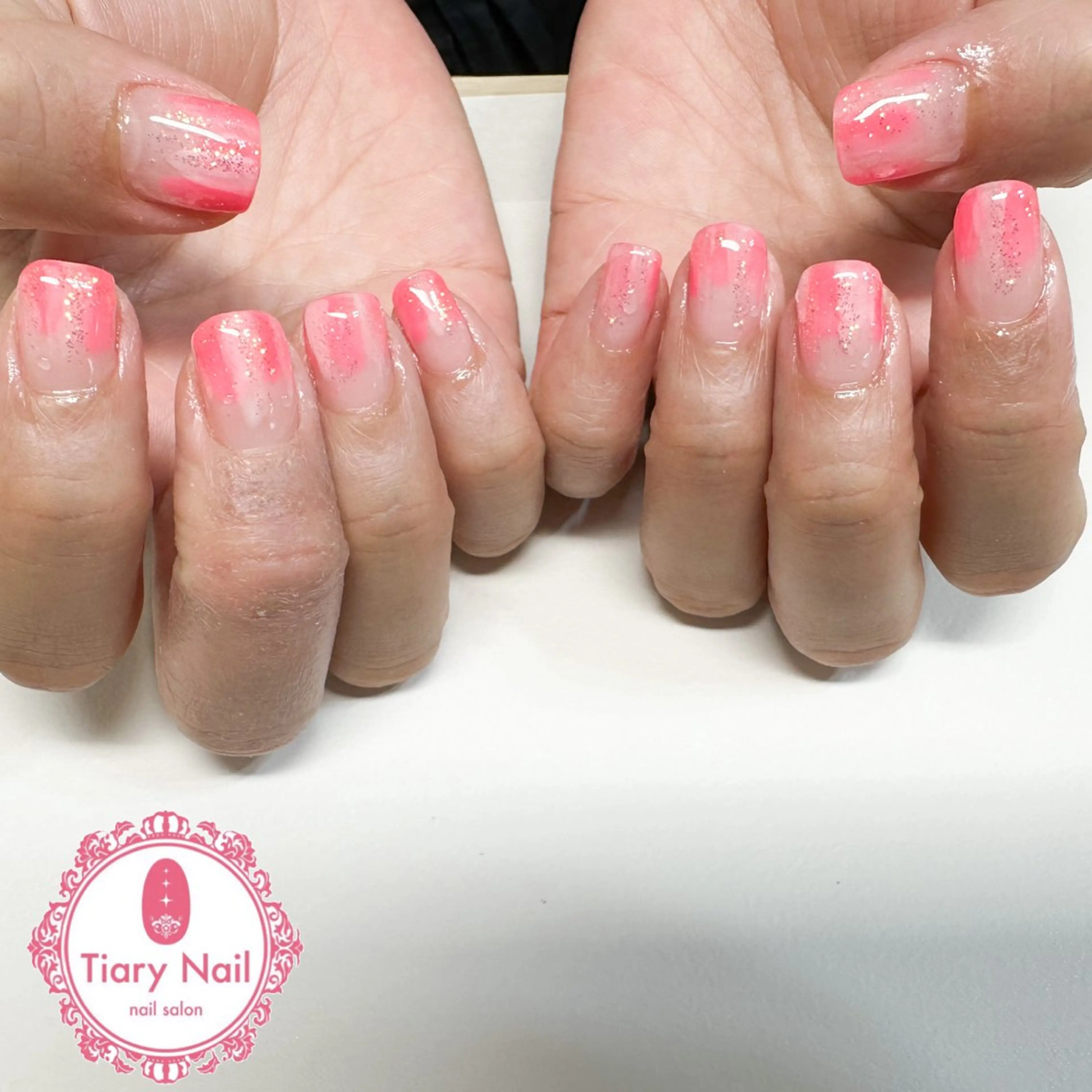 ネイル tiarynail K Kのネイルデザイン