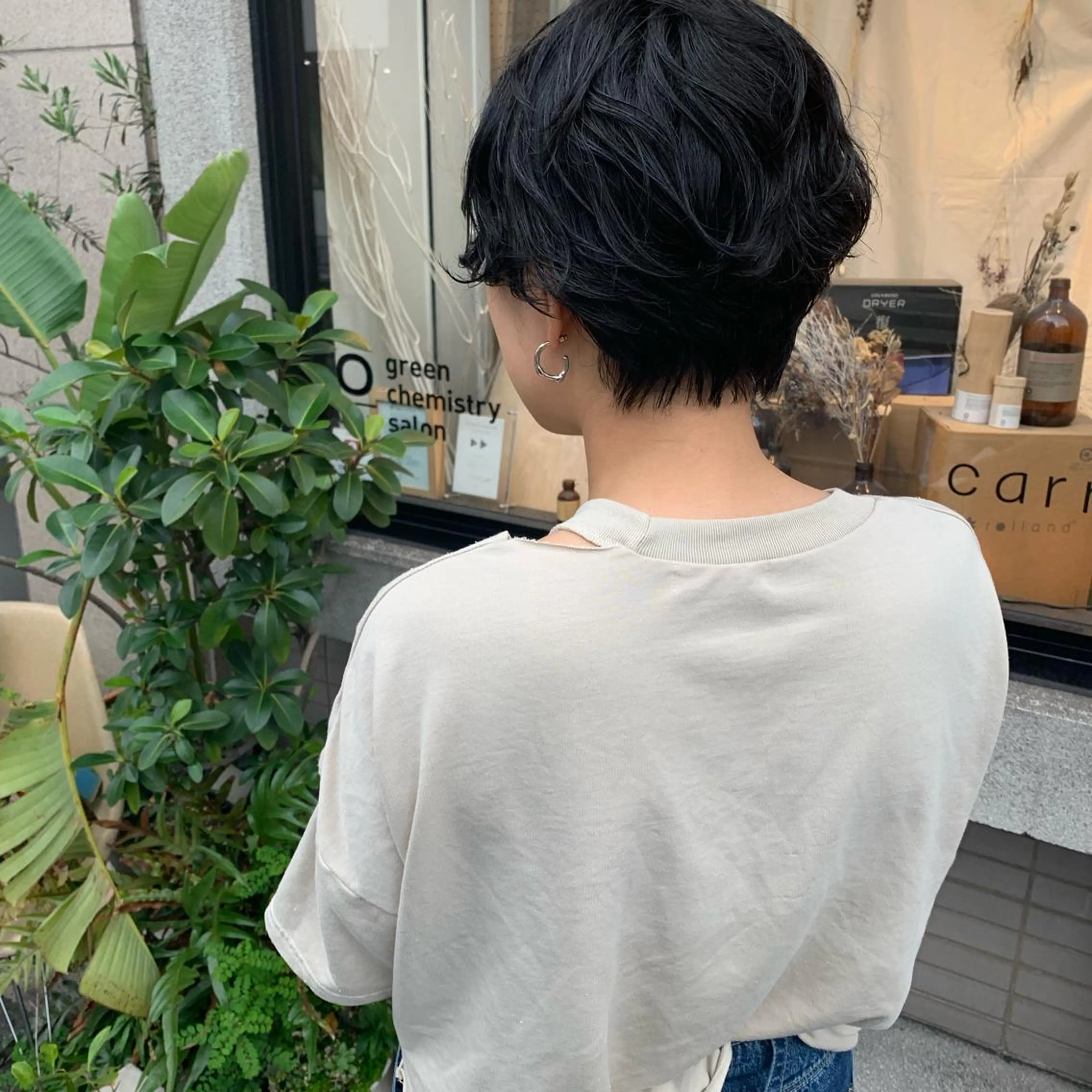 ショート カット ヘアカラー トリートメント 艶髪color💎髪 質改善ストレート大吉のヘアスタイル