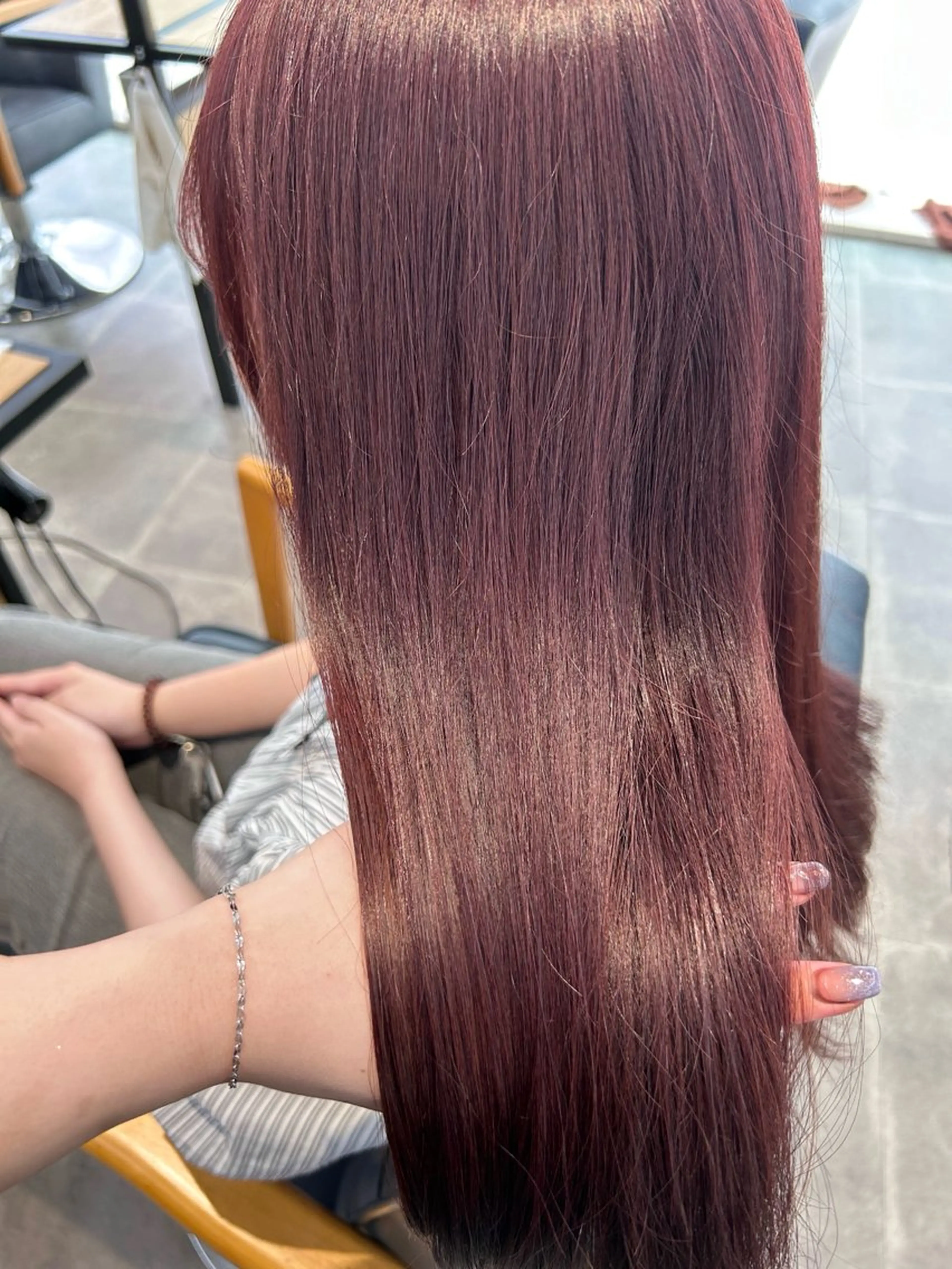 ロング カラー ヘアカラー トリートメント newi梅田🫧韓国 ヘア🫧sakiのヘアスタイル