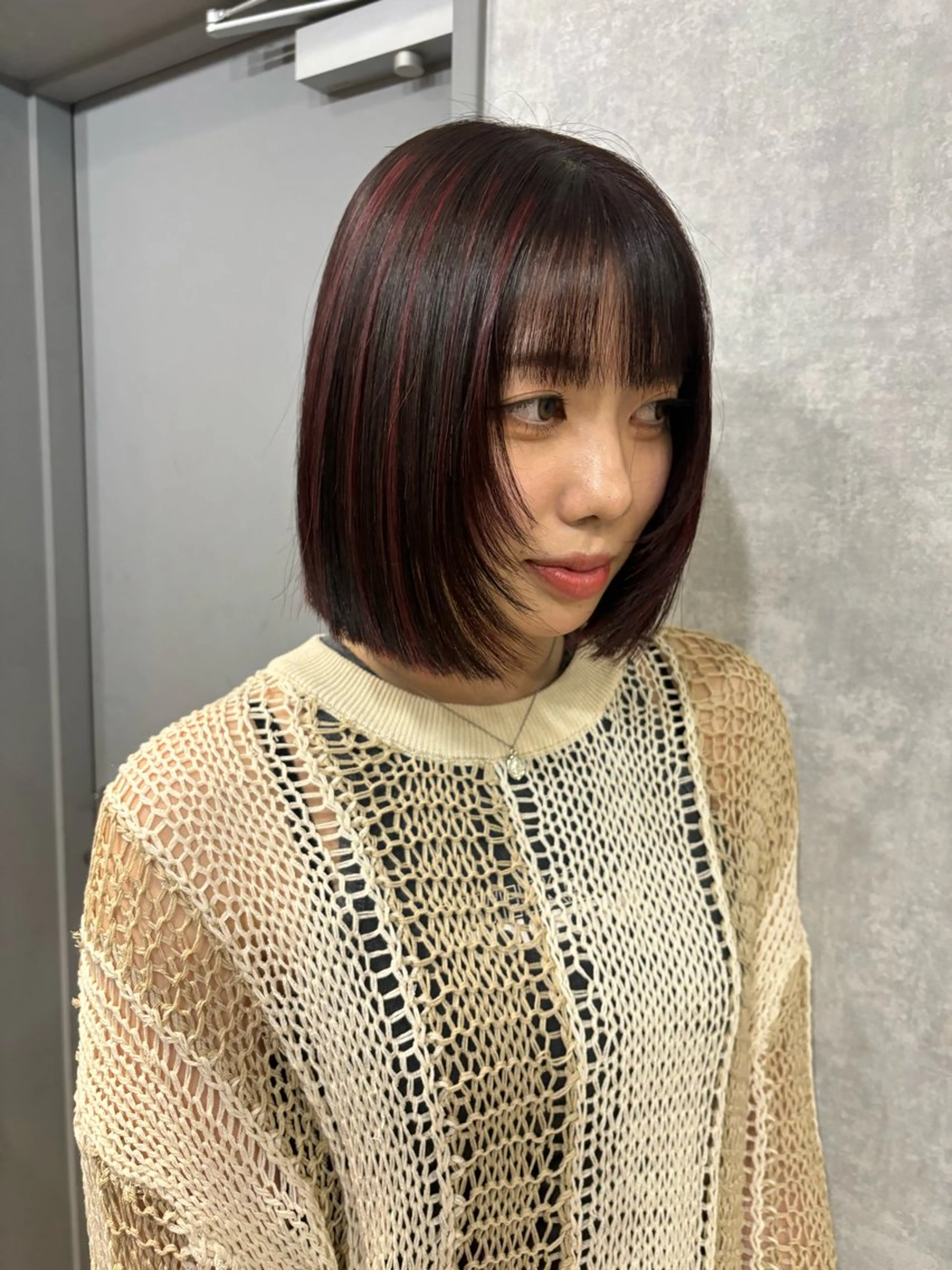 ミディアム ヘアカラー 🌐NATSUMI 🌐【寒色カラー】のヘアスタイル