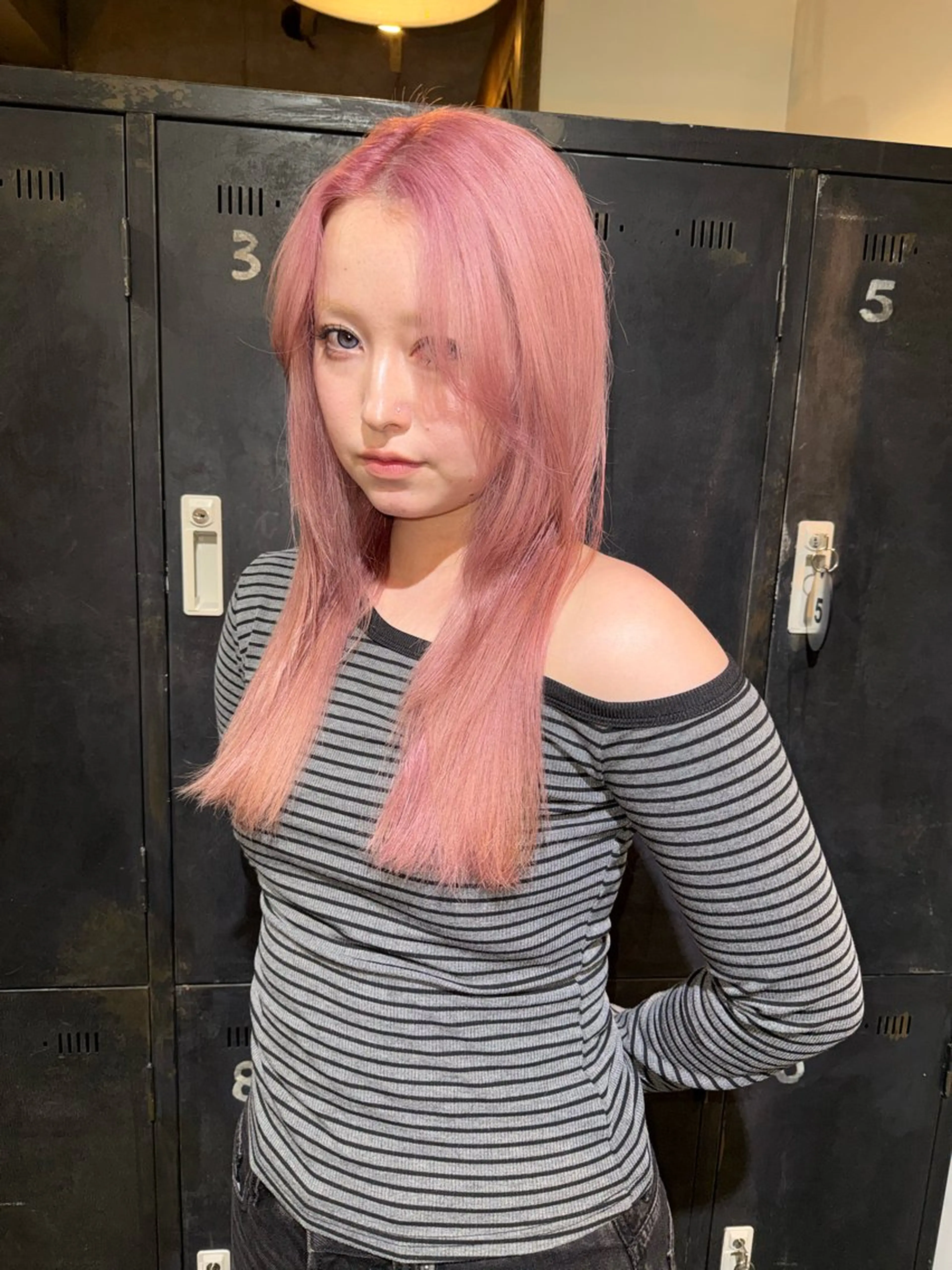 セミロング ヘアカラー ハイトーン/デザイン honokaのヘアスタイル