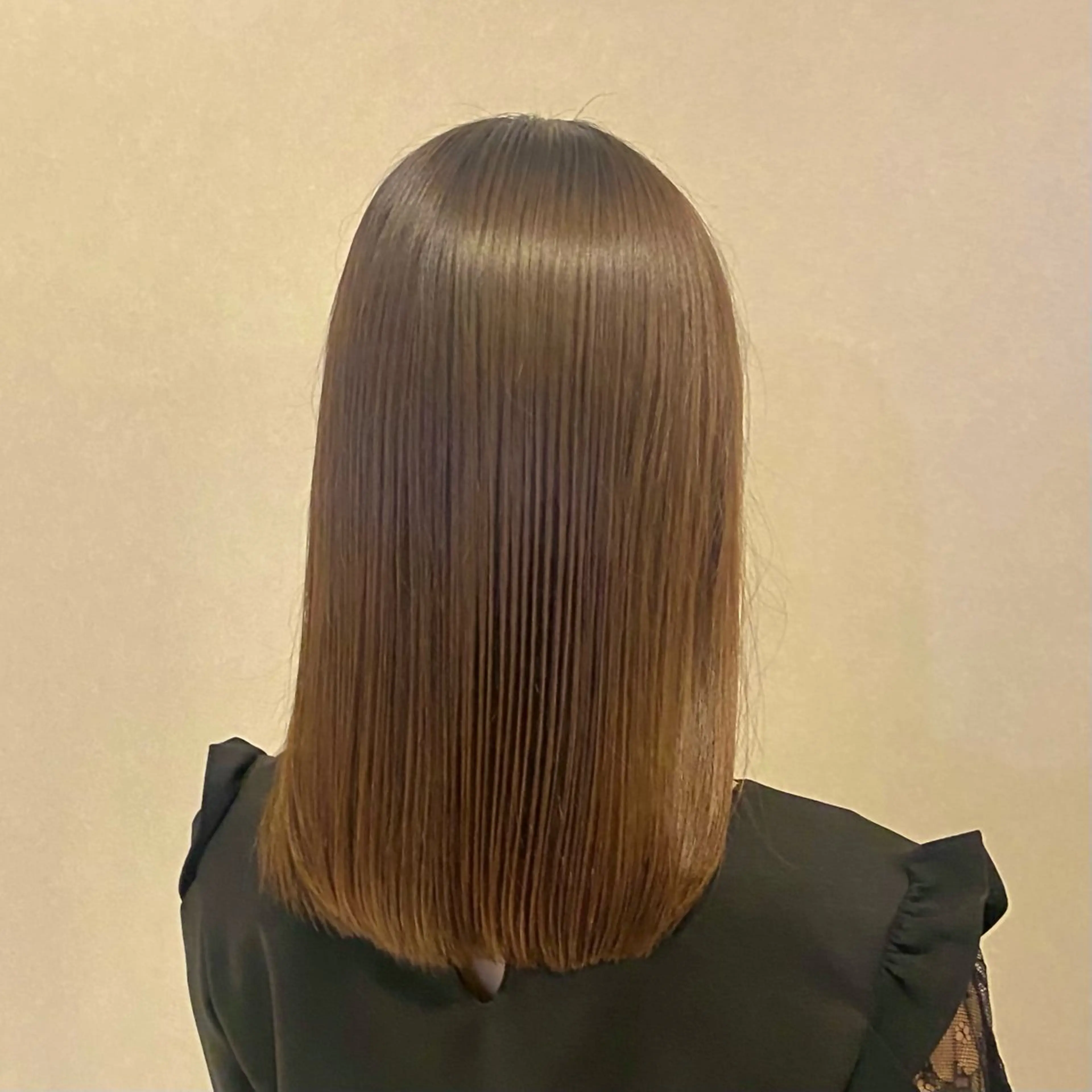 ミディアム カット 縮毛矯正 トリートメント Forest. kanako🕊️のヘアスタイル