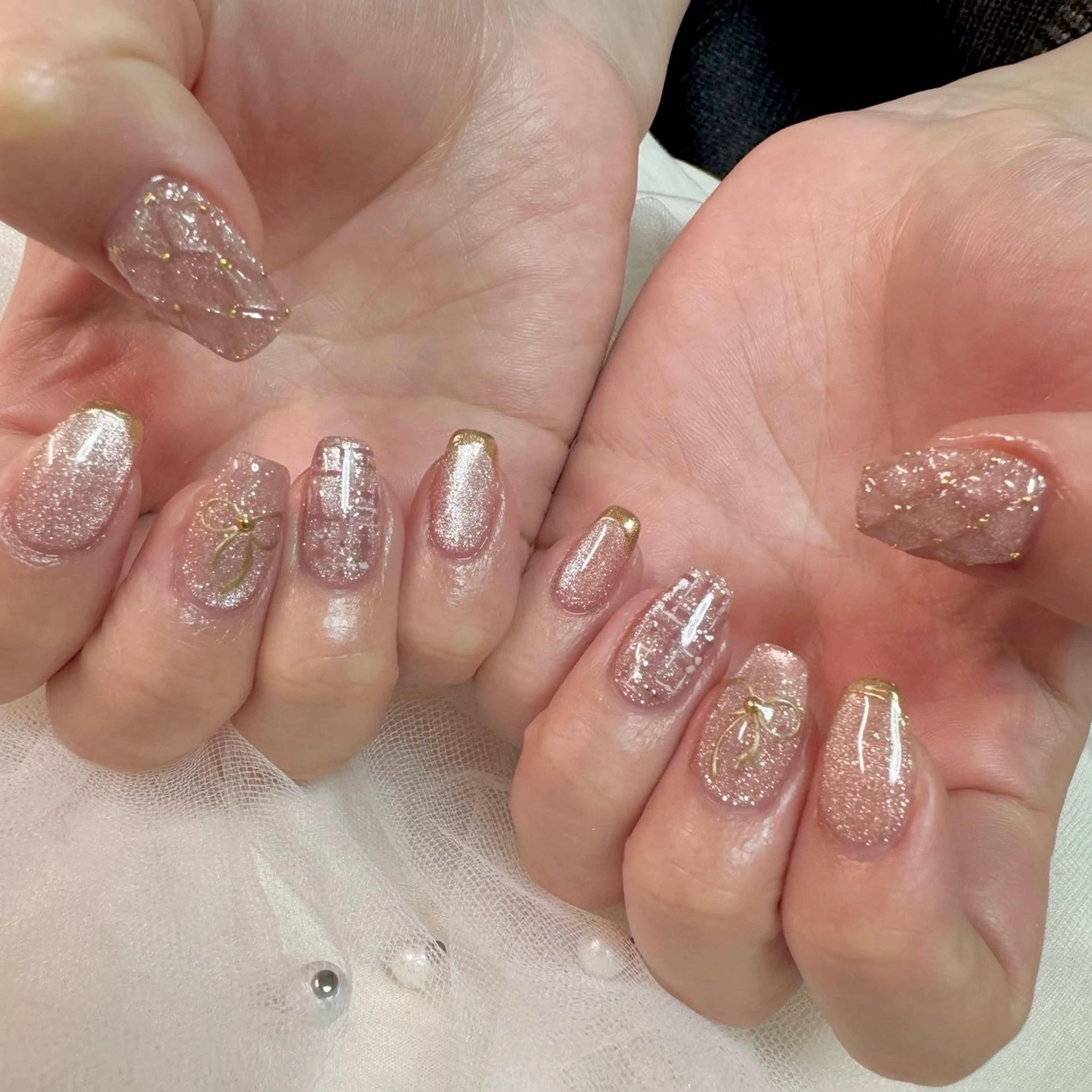 ネイル ガーリー ハンドネイル nail salon e'mu💐のネイルデザイン