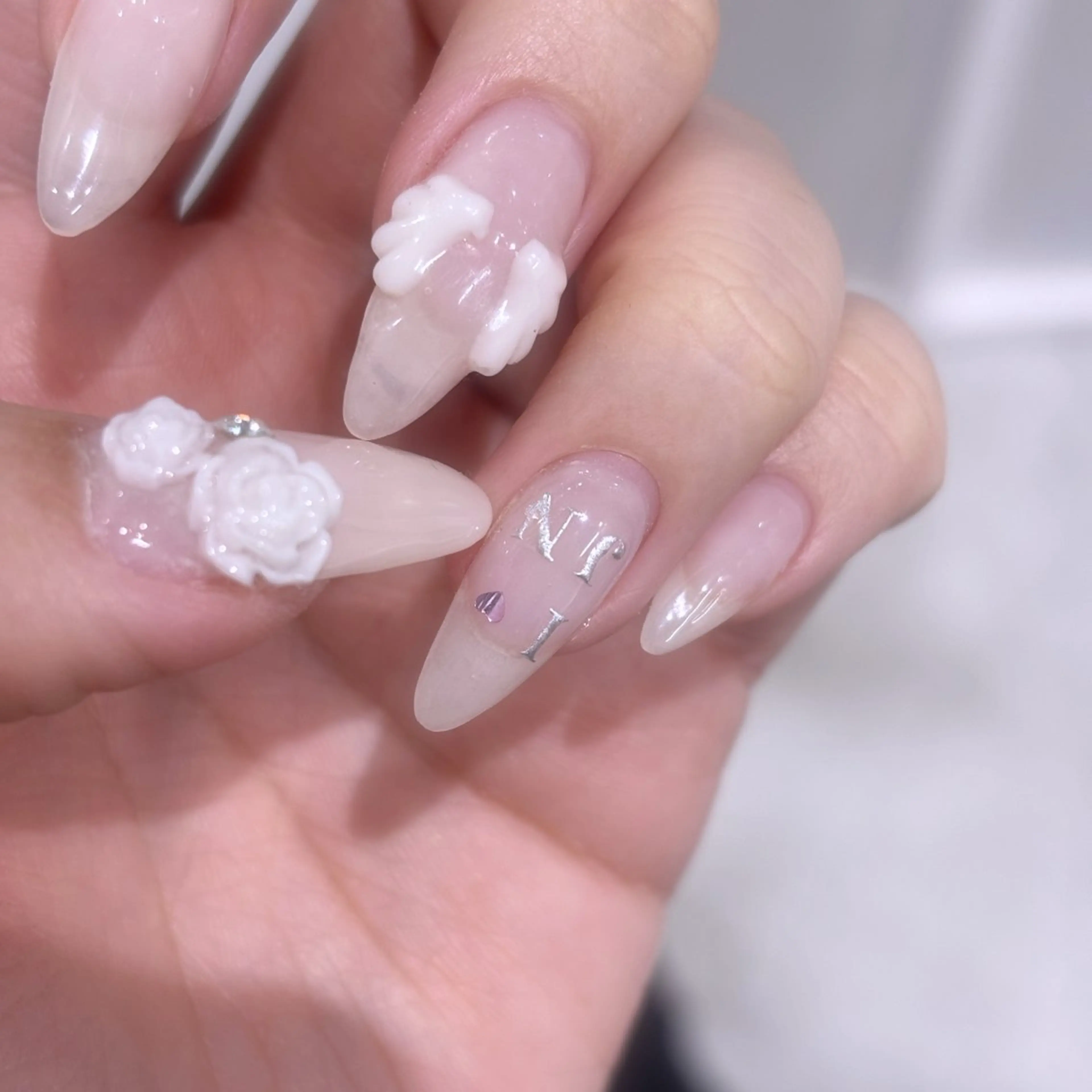ネイル ハンドネイル I. ARISAのネイルデザイン