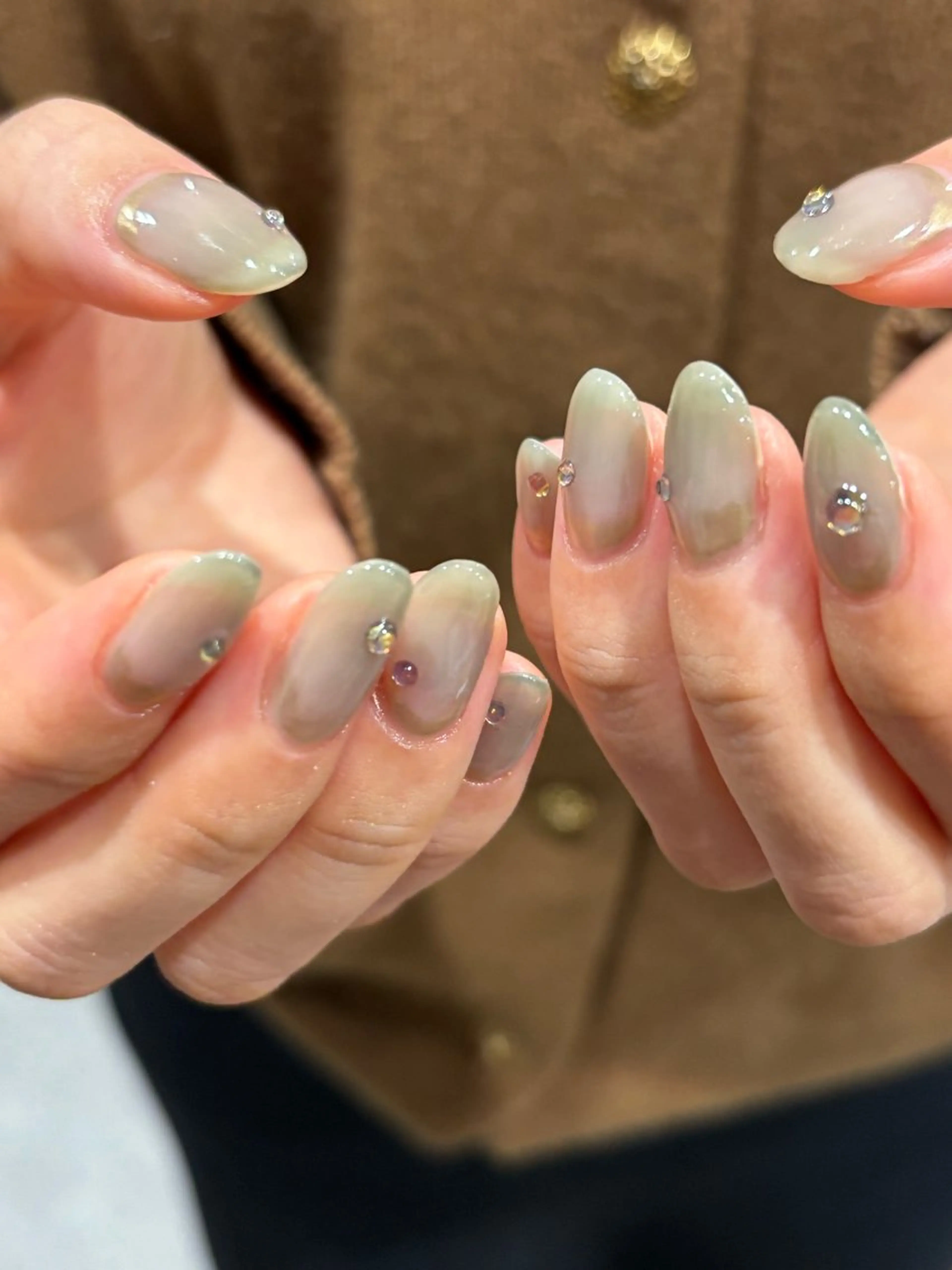 ネイル ゴールド グリーン 冬ネイル クリスマス ogura maoのネイルデザイン