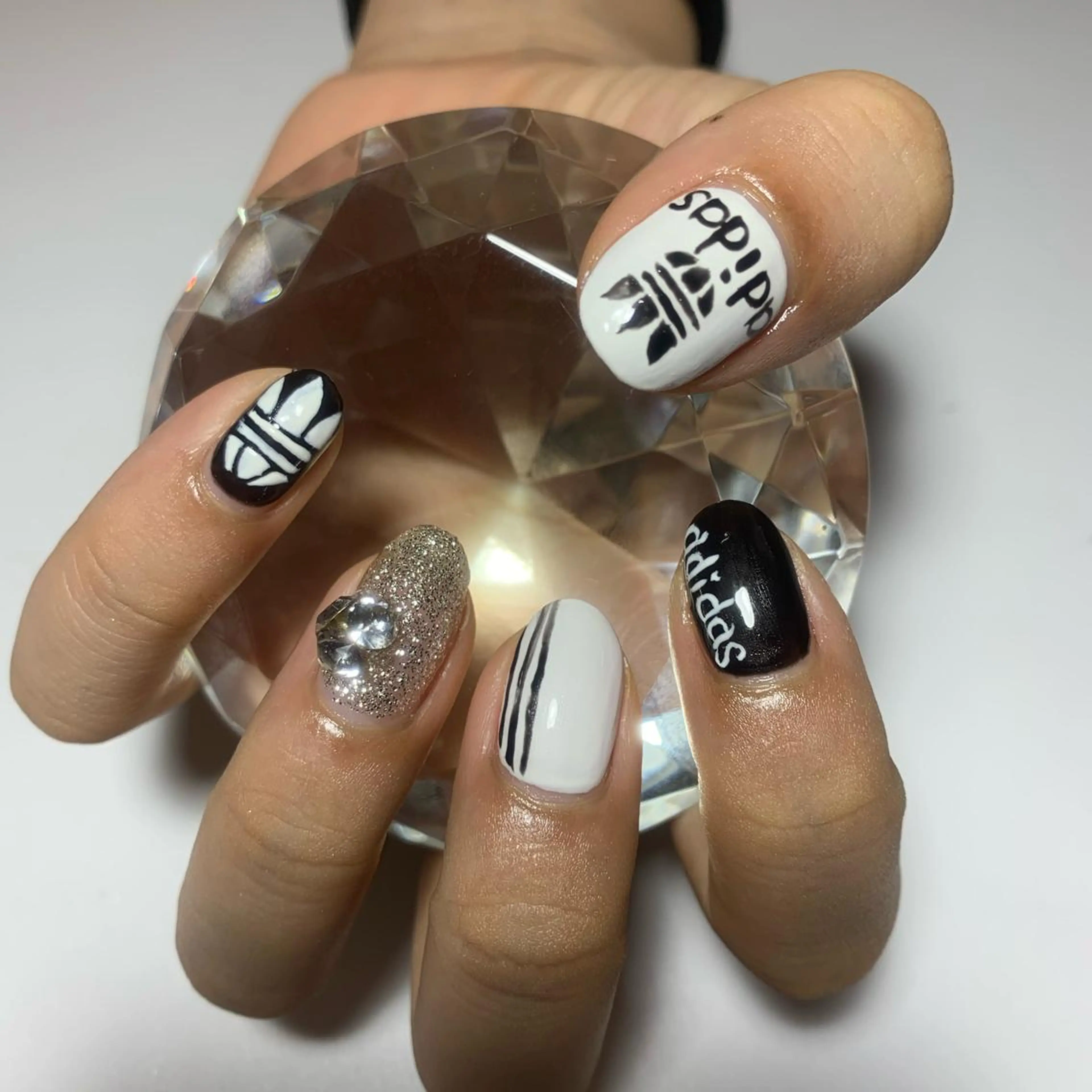 ネイル 持ち込み Salon.de. ViViのエステ・リラクイメージ