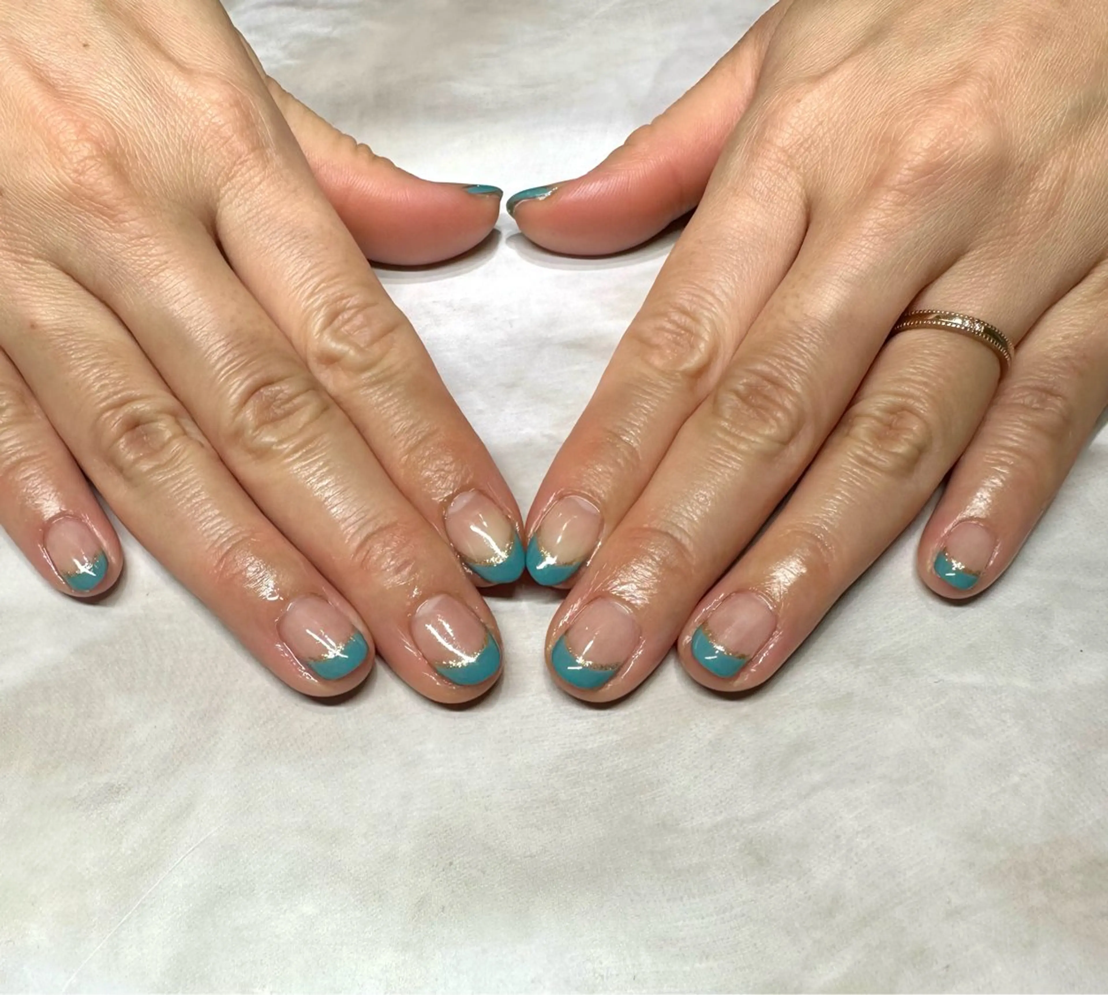 ネイル フレンチネイル ラメ(グリッター) ハンドネイル Tanemoto所属・Ueda Rieのネイルデザイン