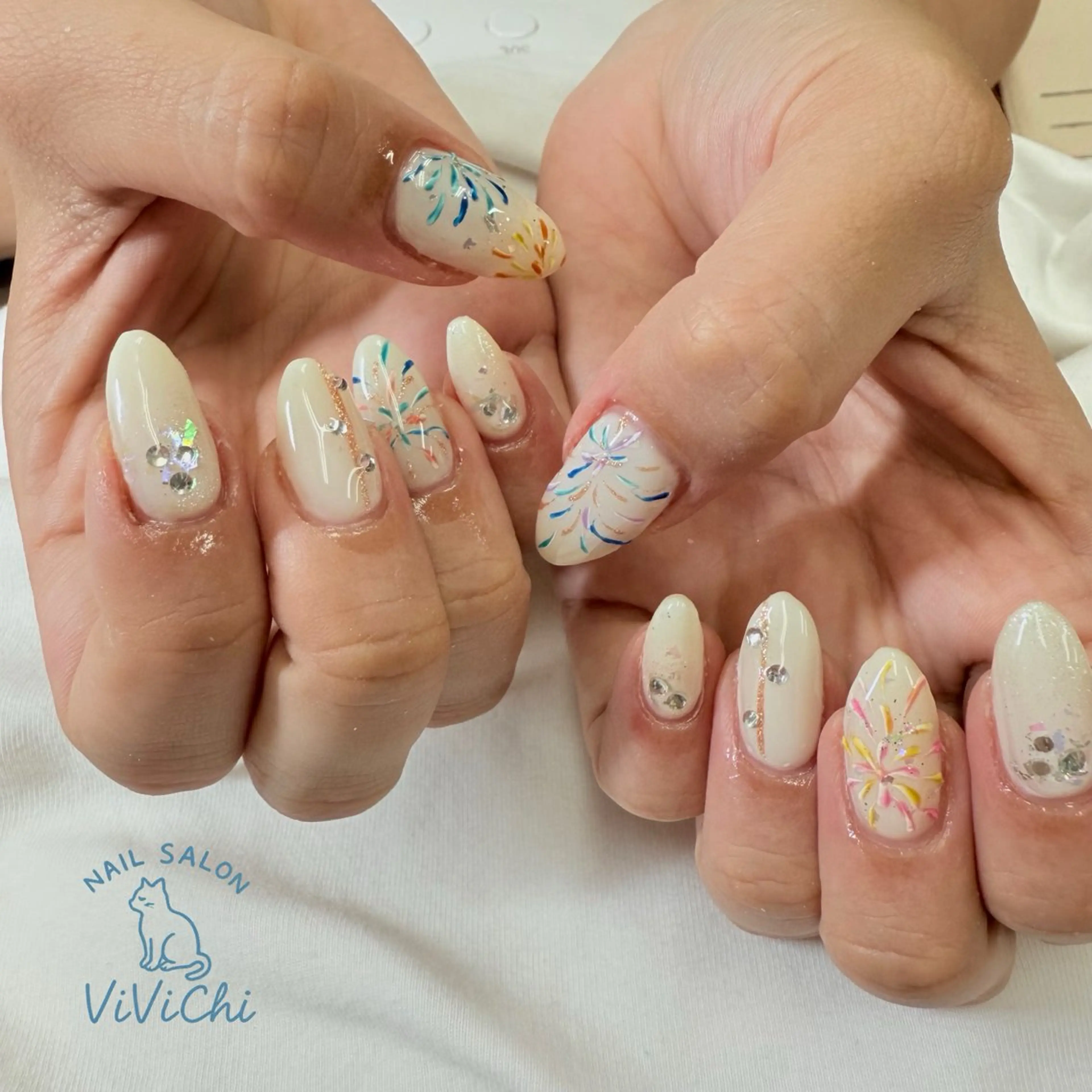 ネイル 夏ネイル ハンドネイル NAILSALON ViViChi所属・ViViChi 梨帆のネイルデザイン