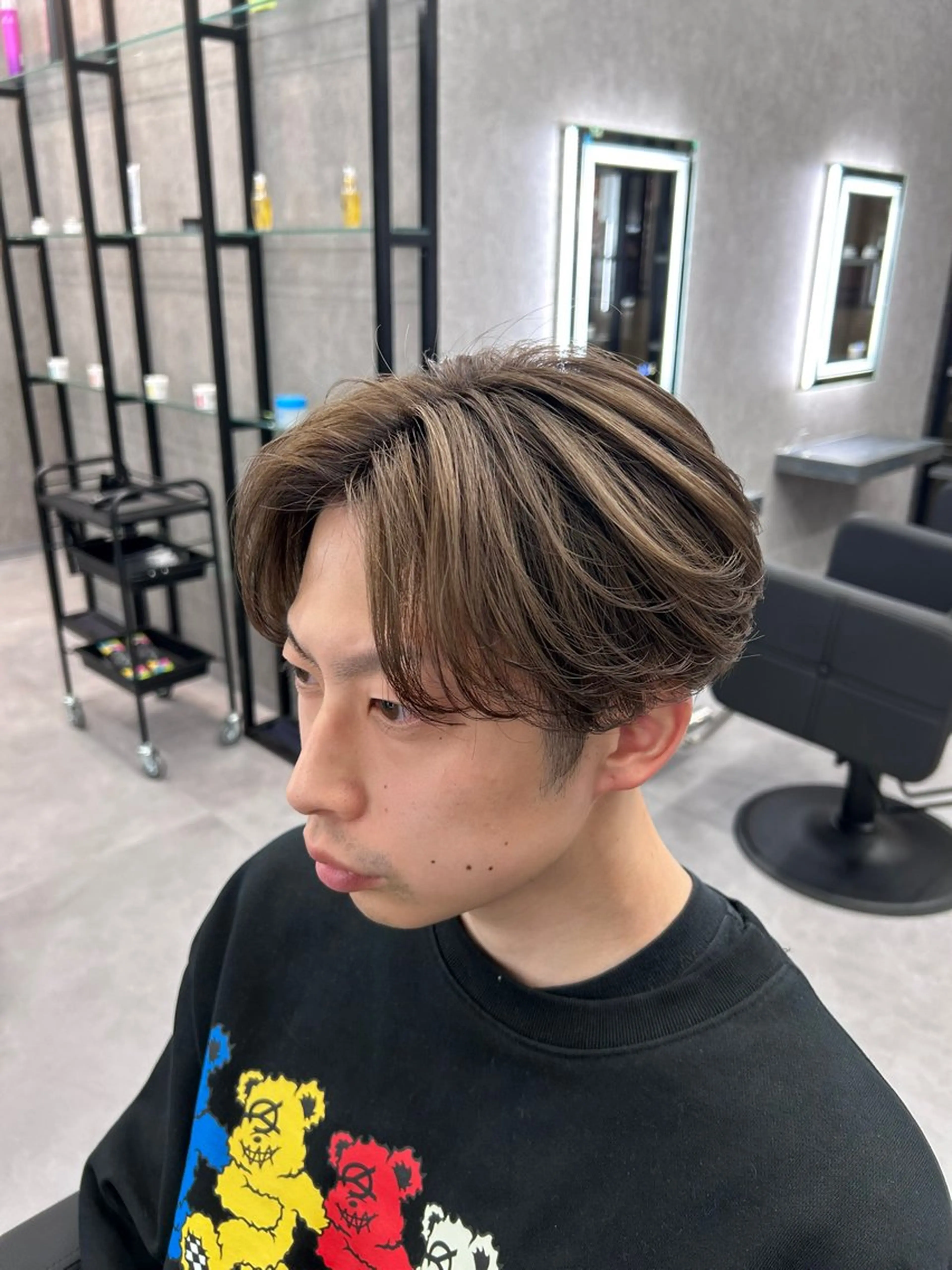 ショート カラー パーマ メンズ メンズバレイヤージュ バレイヤージュ レイヤーカット カット ヘアカラー メンズスペシャリスト /副店長YUTAのヘアスタイル