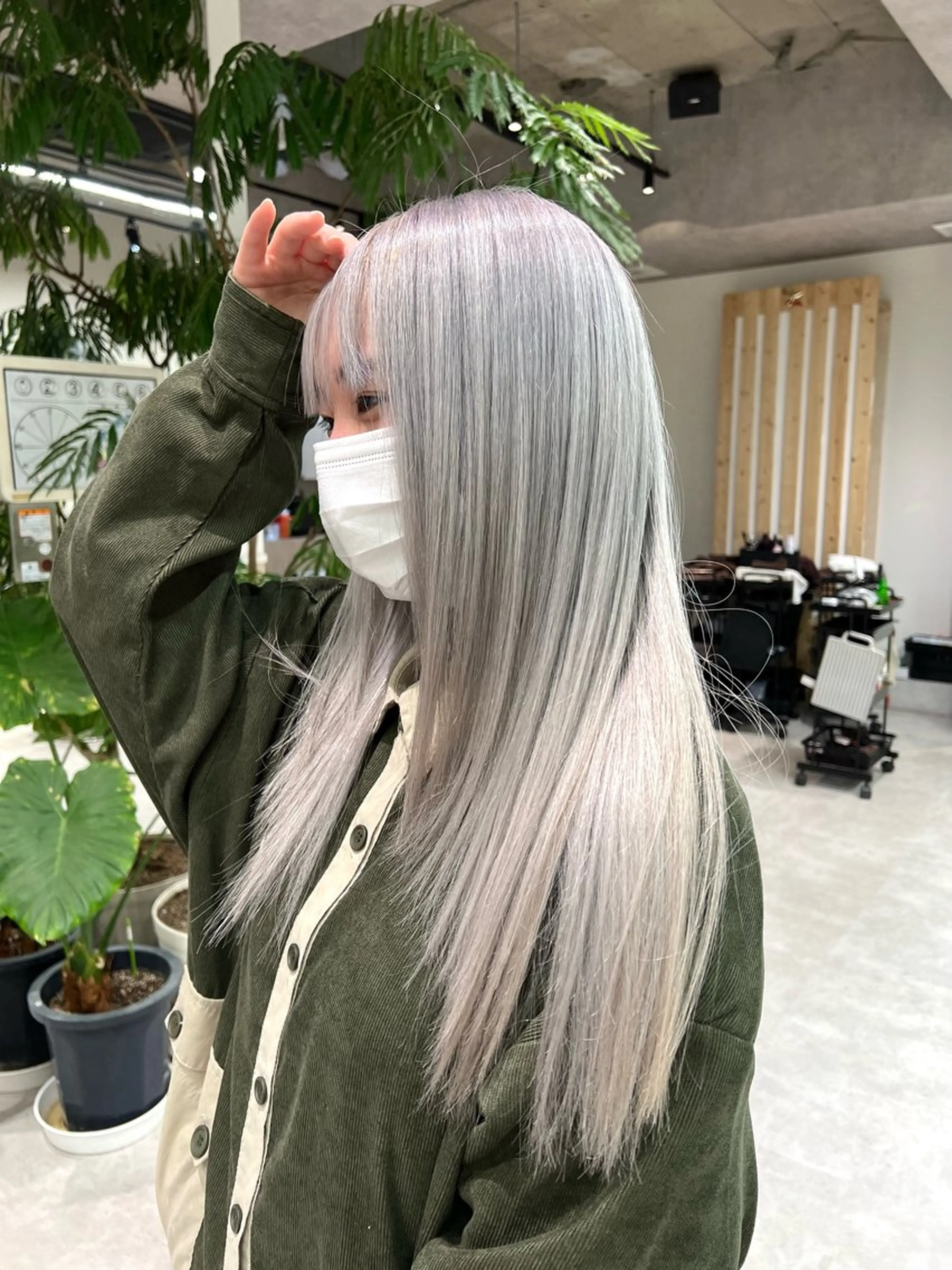 ロング カラー カット ヘアカラー トリートメント ダブルカラーブリーチ 髪質改善　縮毛矯正のヘアスタイル