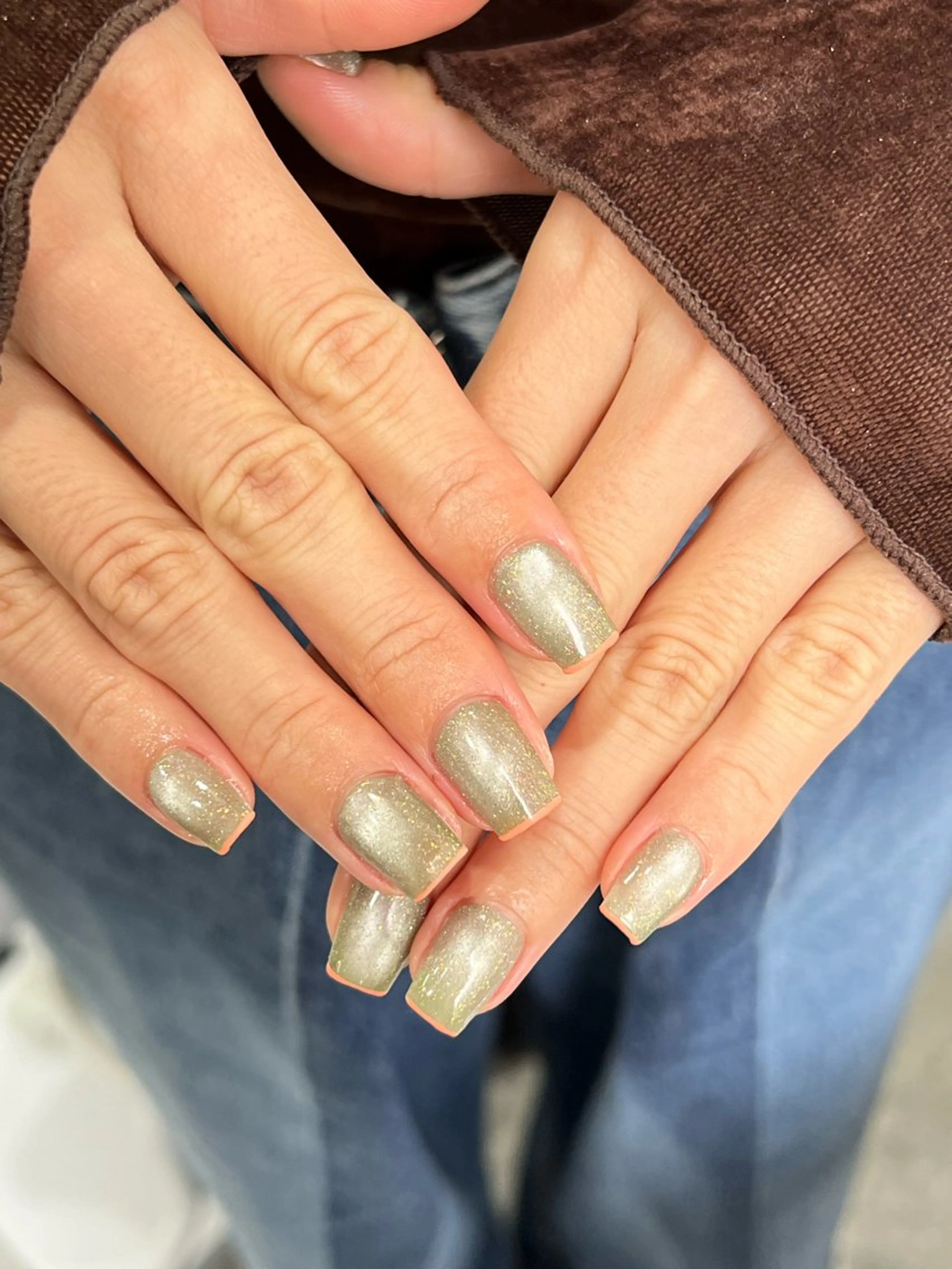 ネイル アートネイル グリーン オレンジ シンプルネイル ハンドネイル 📍銀座 💅🏼yuriのネイルデザイン