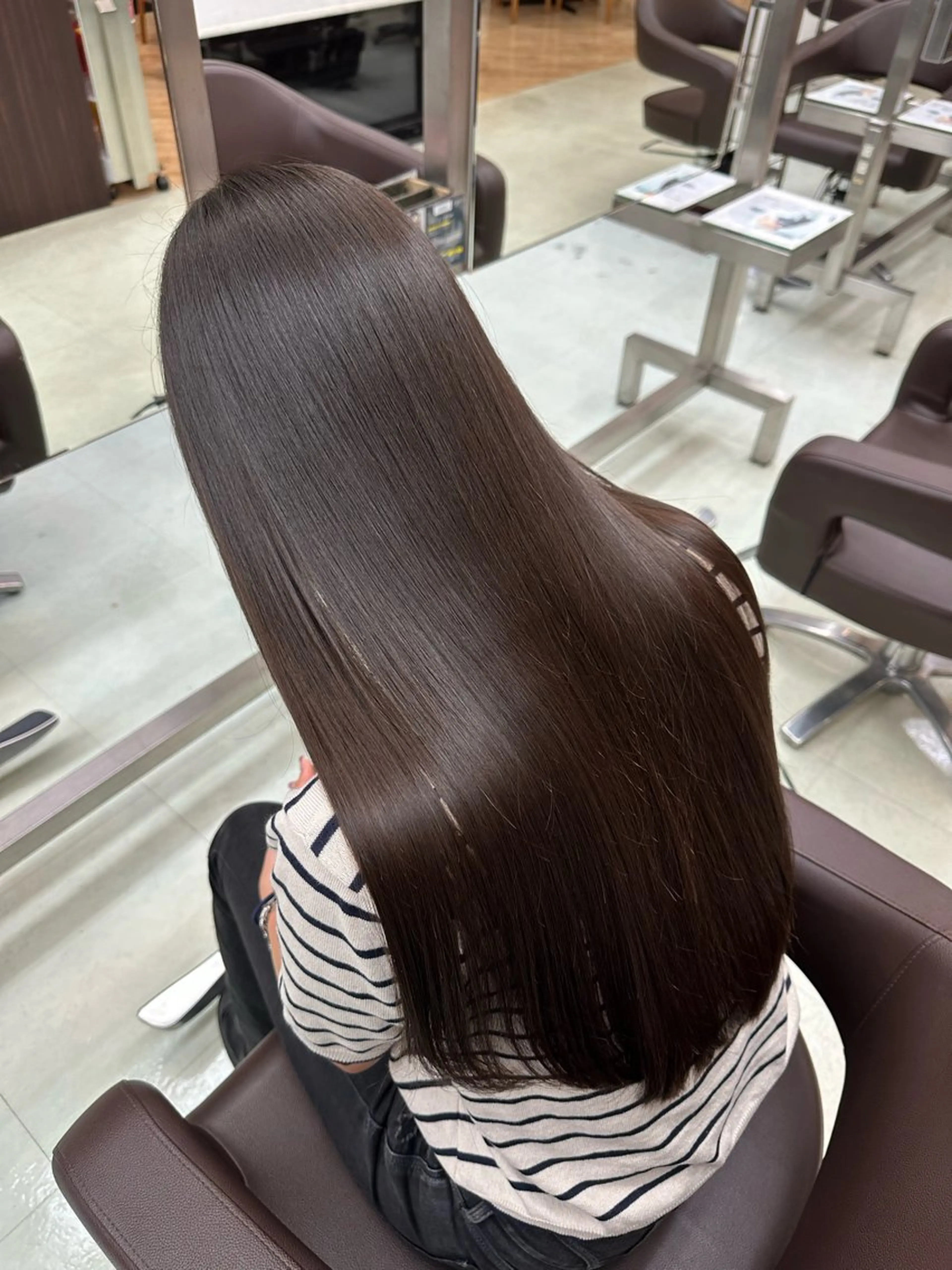 ミディアム トリートメント 濵本 紗希のヘアスタイル