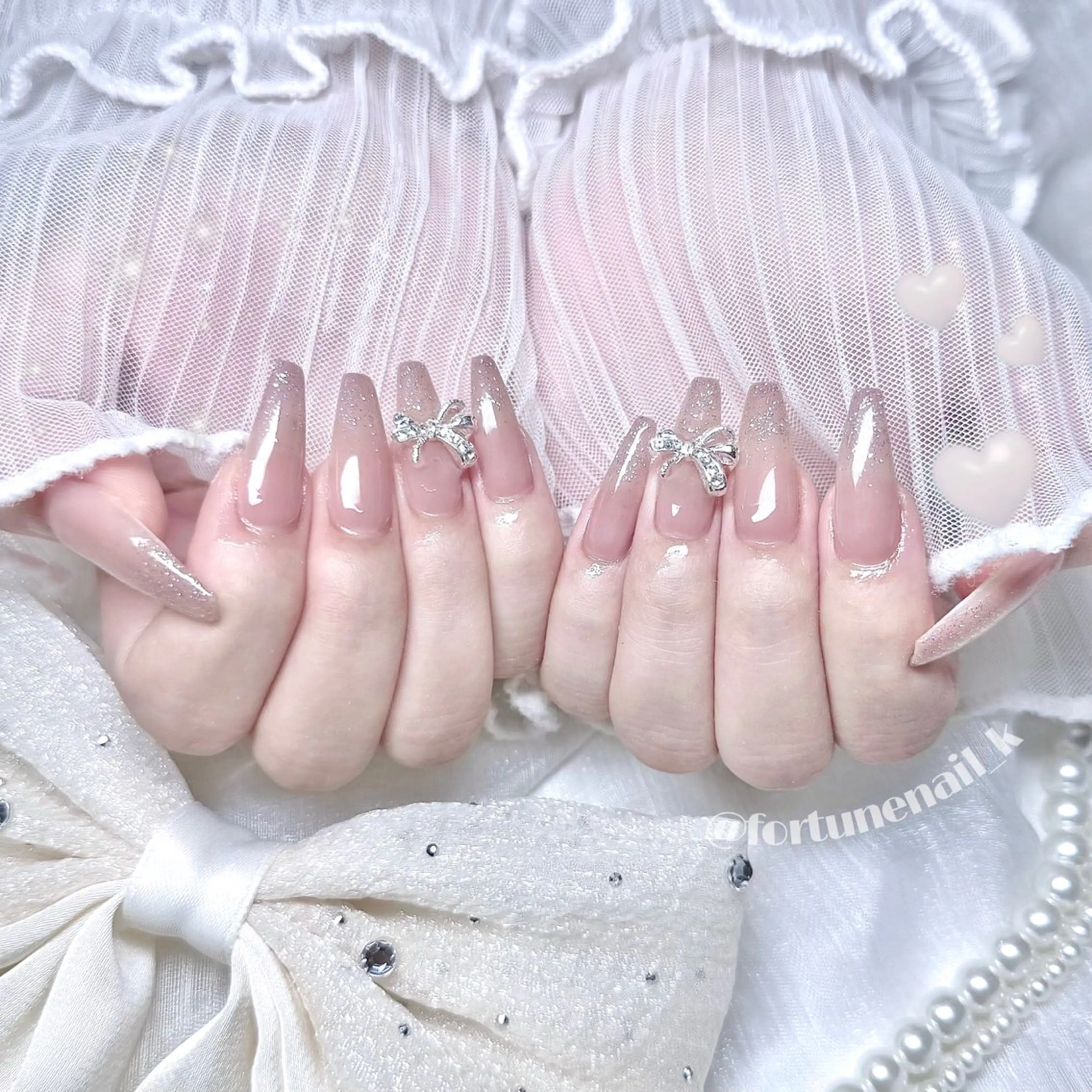 ネイル フラッシュネイル ハンドネイル 🤍kanane 🤍のネイルデザイン