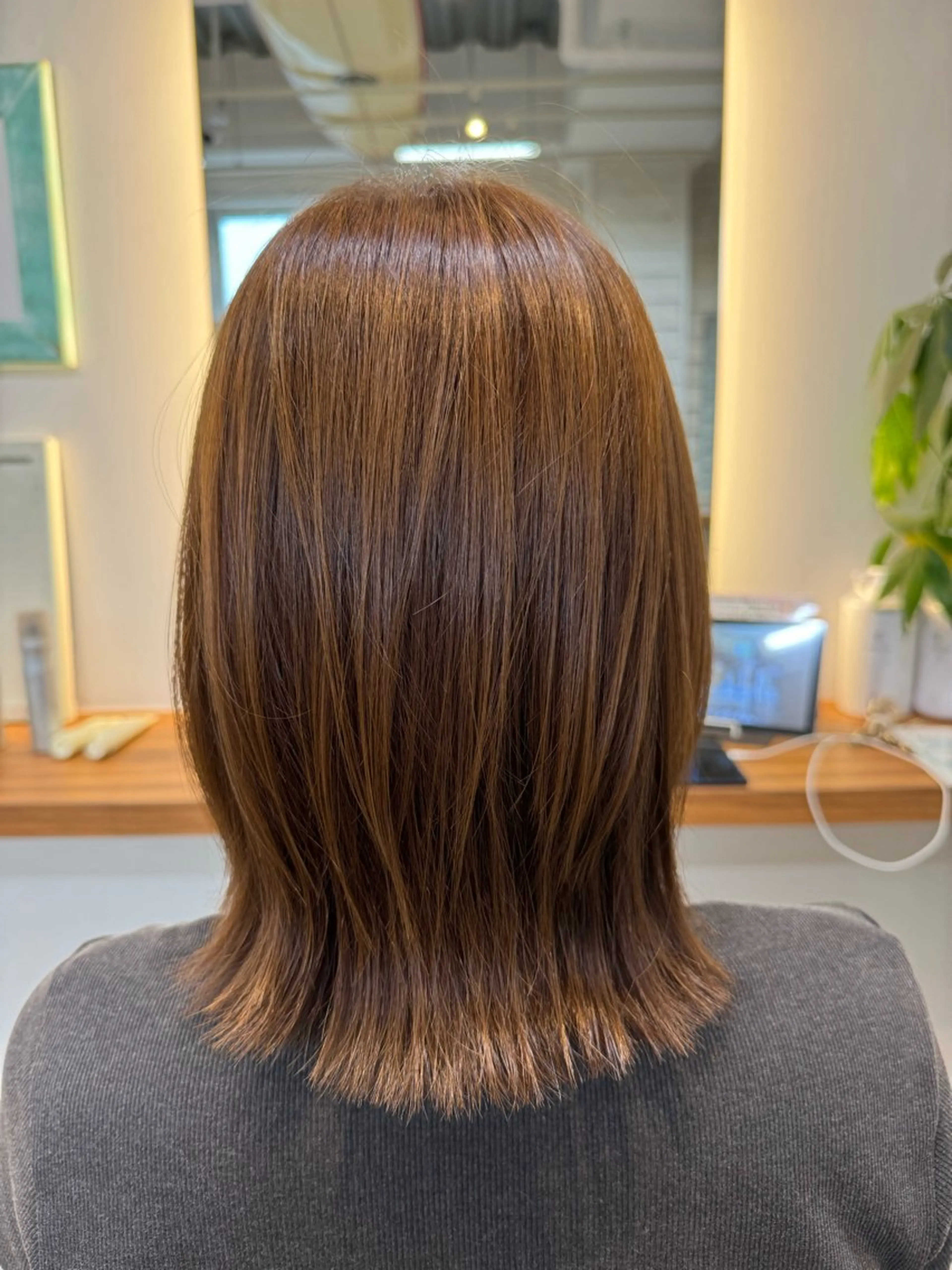 ミディアム カット ヘアカラー トリートメント 大谷 歩未のヘアスタイル