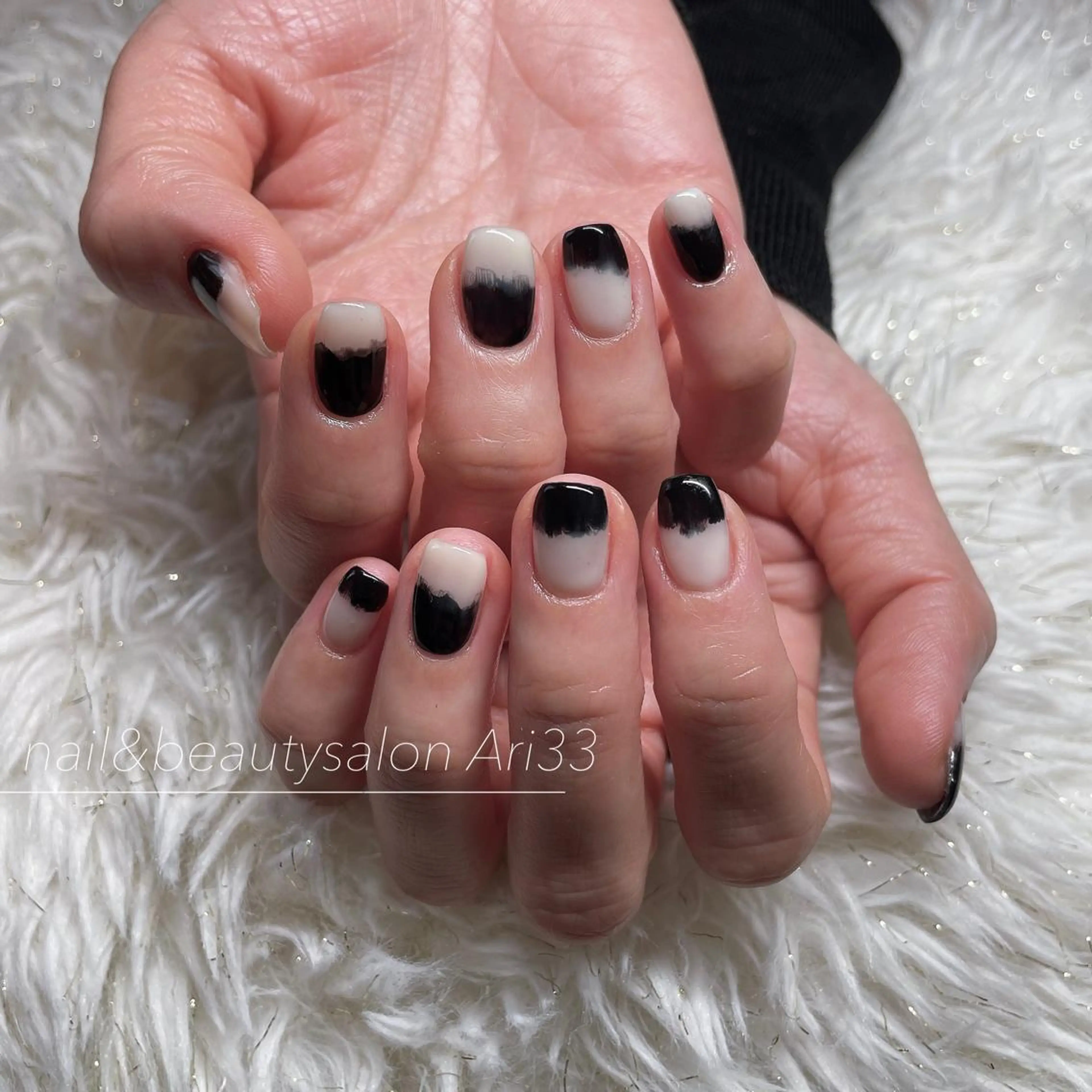 ネイル ニュアンスネイル ハンドネイル プライベートサロン Ari33nailのネイルデザイン