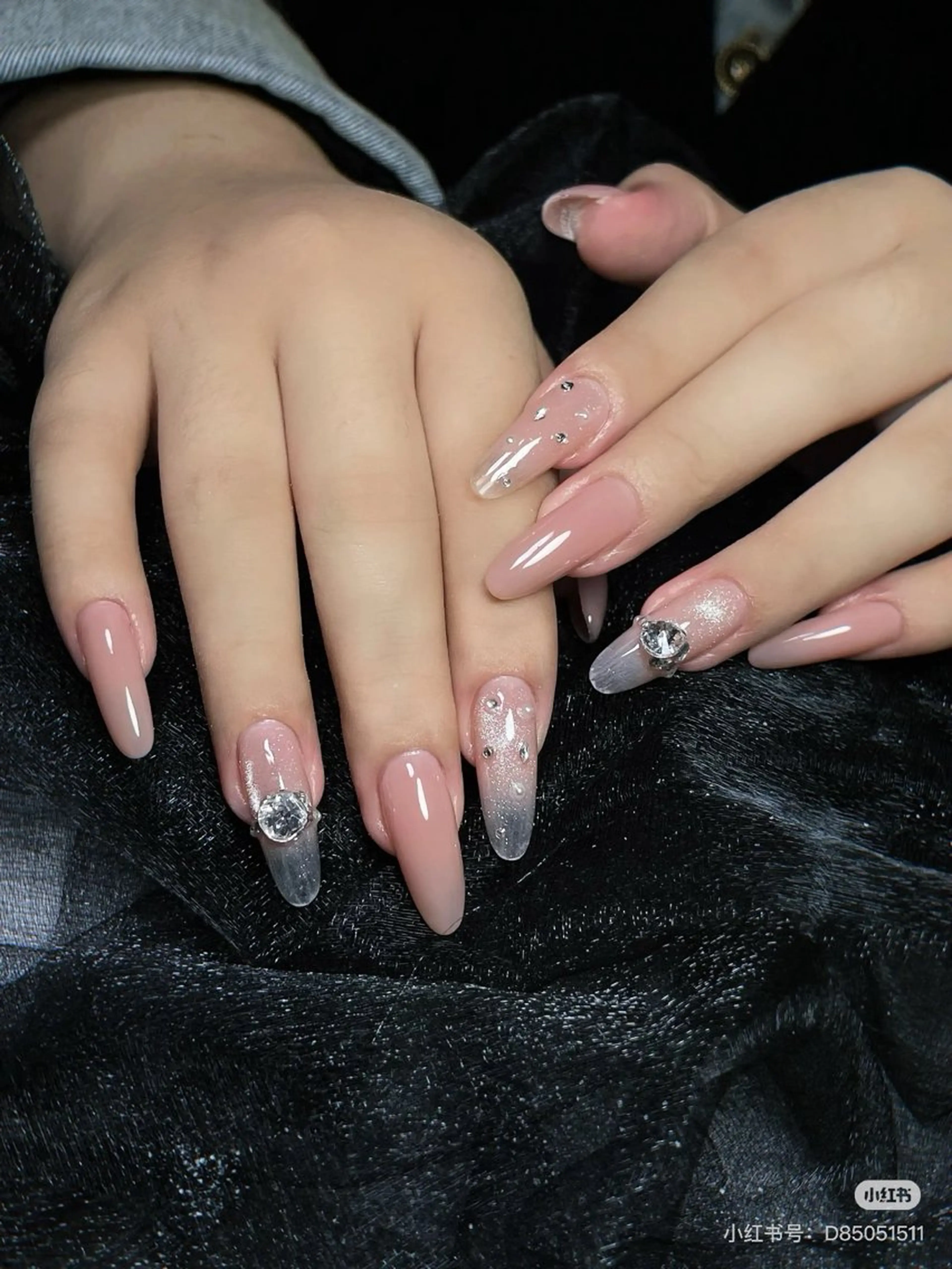 ネイル アートネイル 韓国ネイル 持ち込み ニュアンスネイル ワンカラーネイル イブ ネイリのネイルデザイン