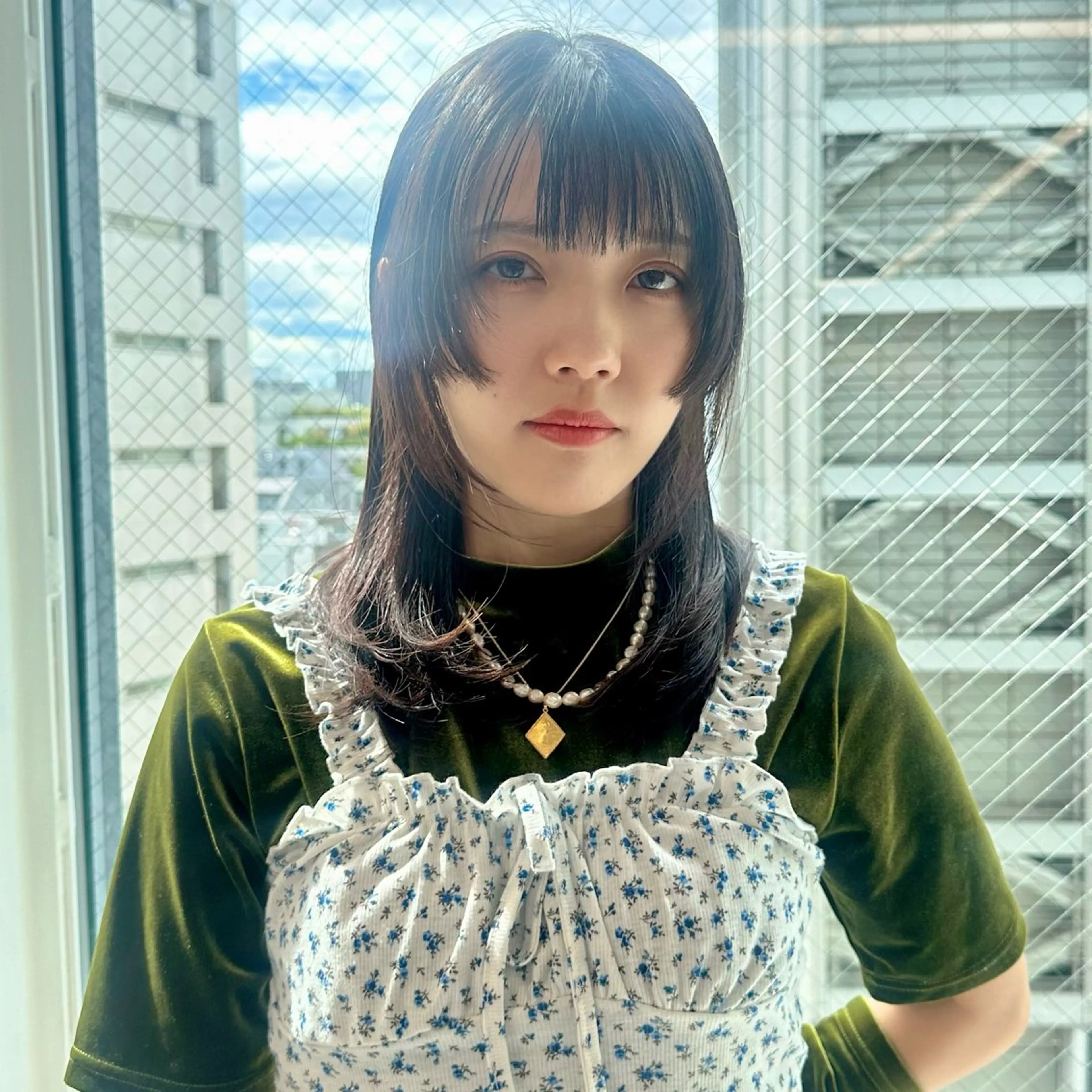 ミディアム カラー カット ヘアカラー トリートメント ブリーチなし/レイヤ ー特化🌈Tommyのヘアスタイル