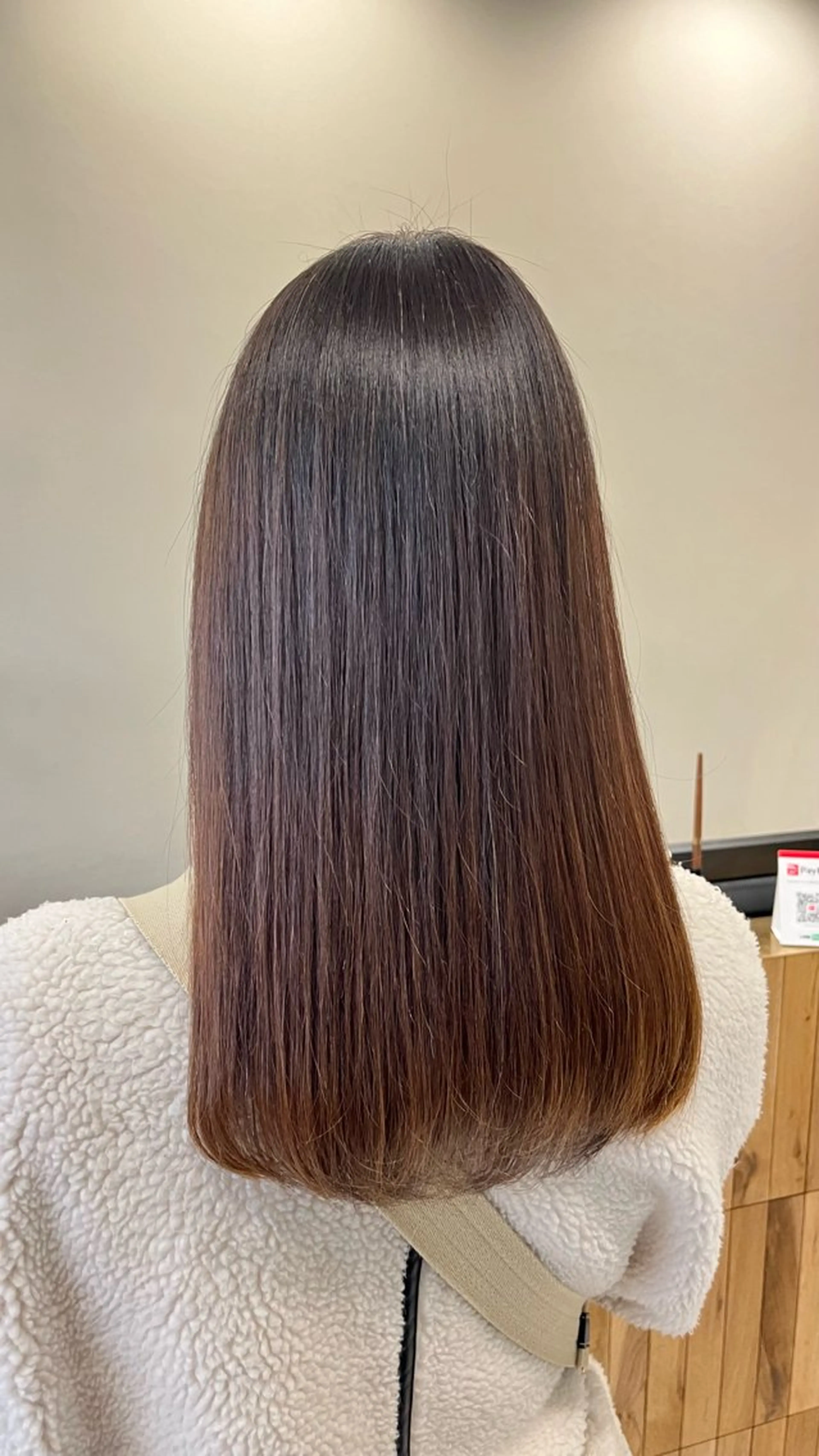 ロング 韓国レイヤーカット/ ハイトーン/マアヤのヘアスタイル