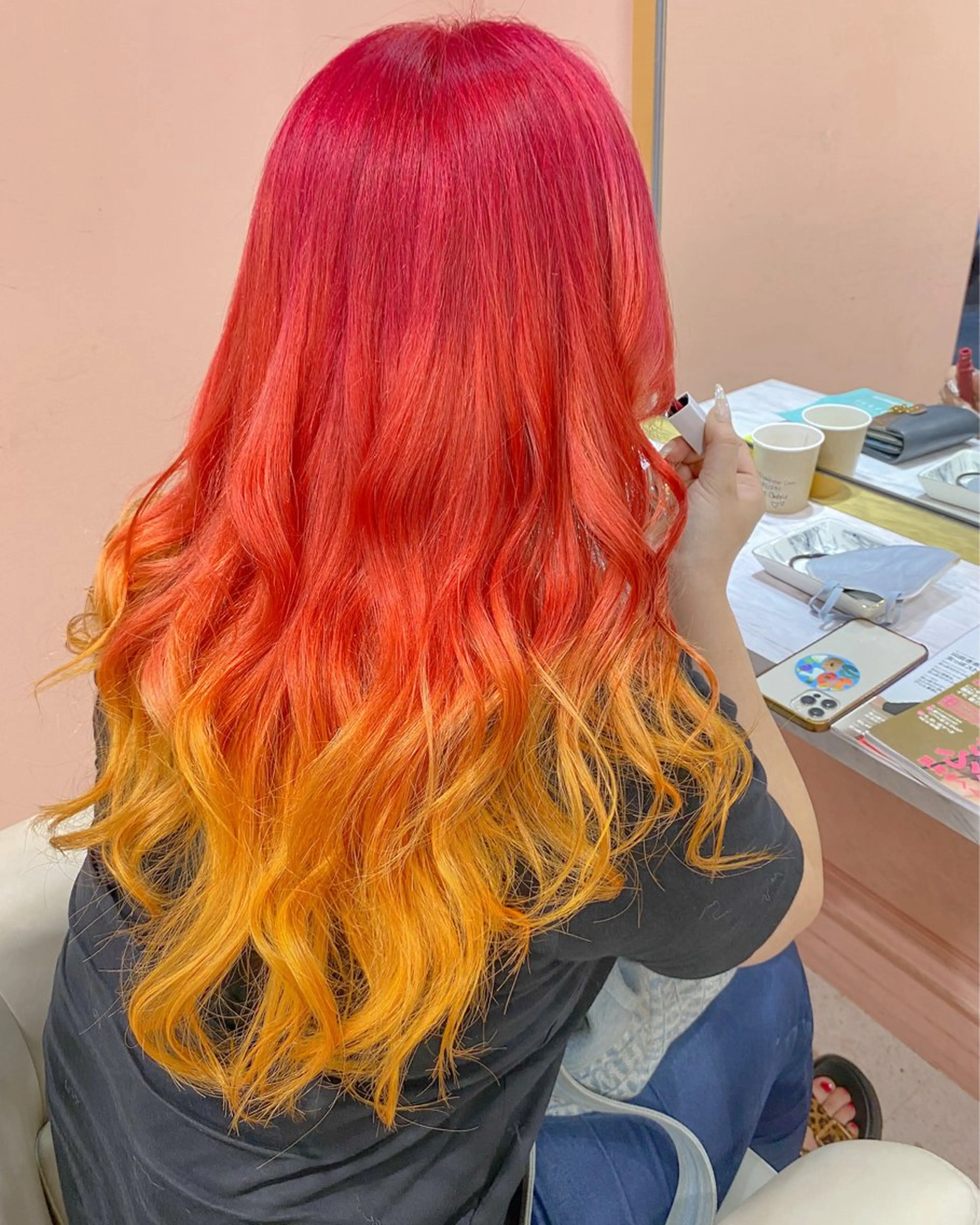 ロング カラー ミストバング ブリーチ デザインカラー フェイスフレーミング ハイトーンカラー ヘアカラー Chérie所属・Chérie 渋谷/カラーサロンのヘアスタイル