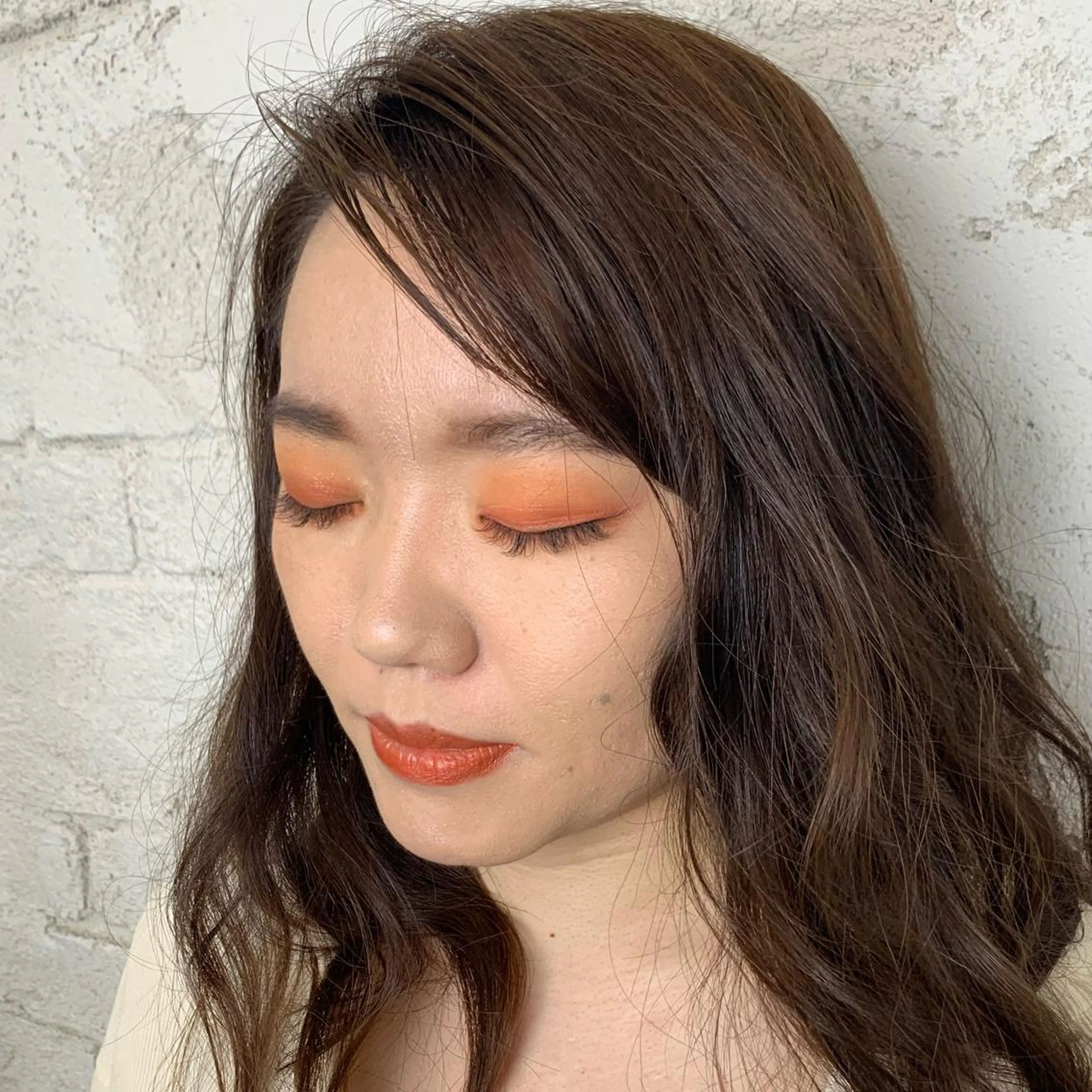 ファッションショー向けメイク練習モデルの写真