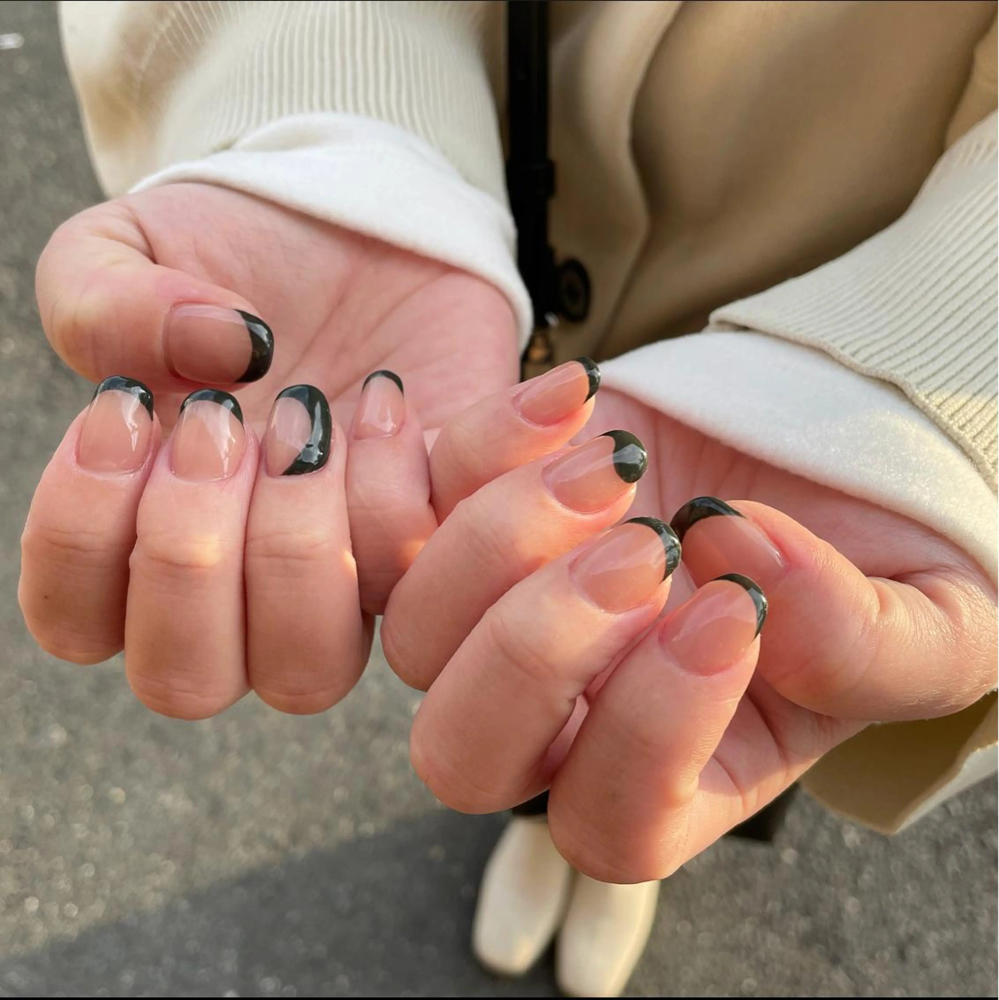 【新規】カラグラ/フレンチ （オフ込み、ケア込み）の写真