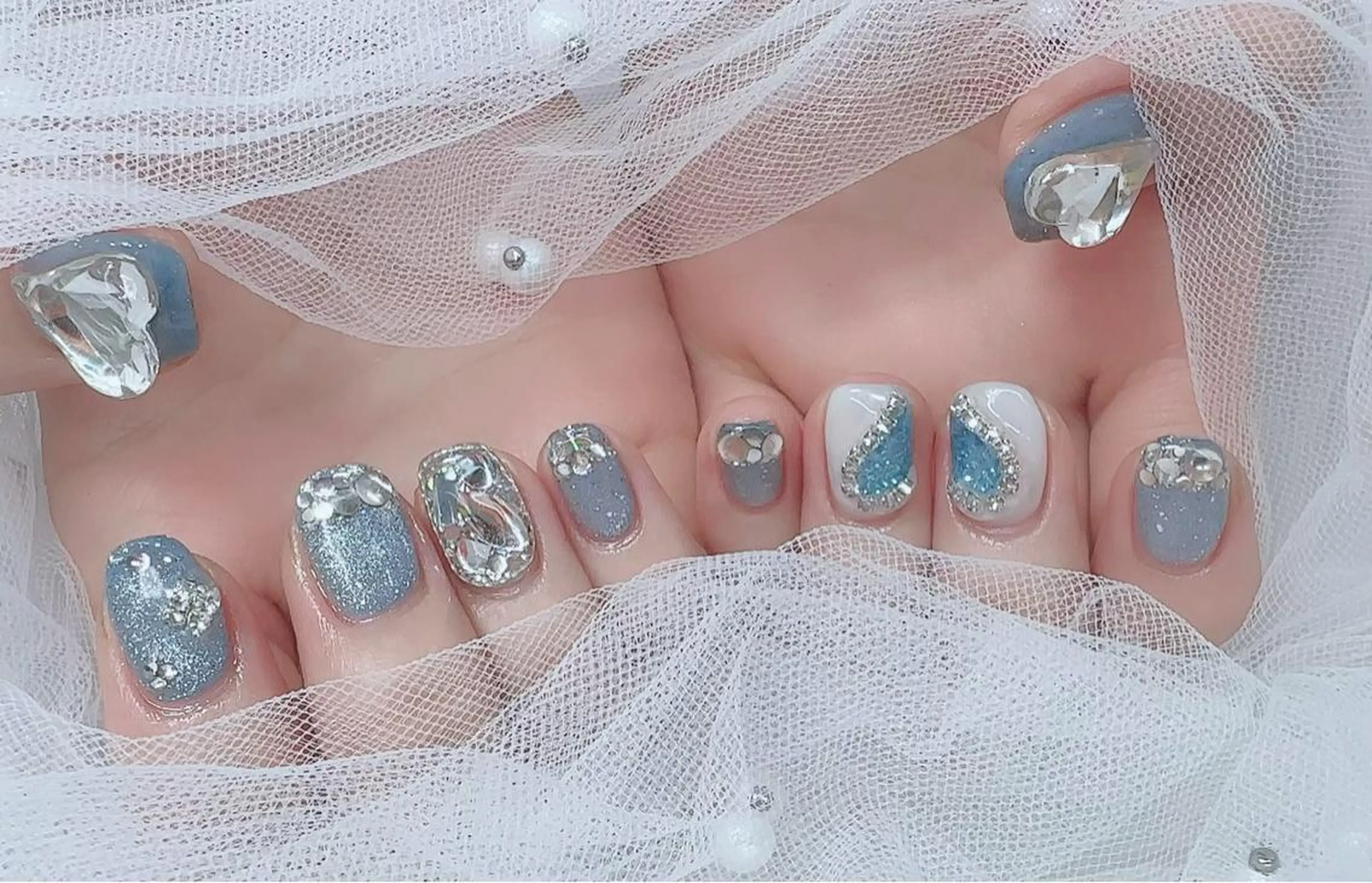 ネイル R nailsalon所属・R salonのネイルデザイン