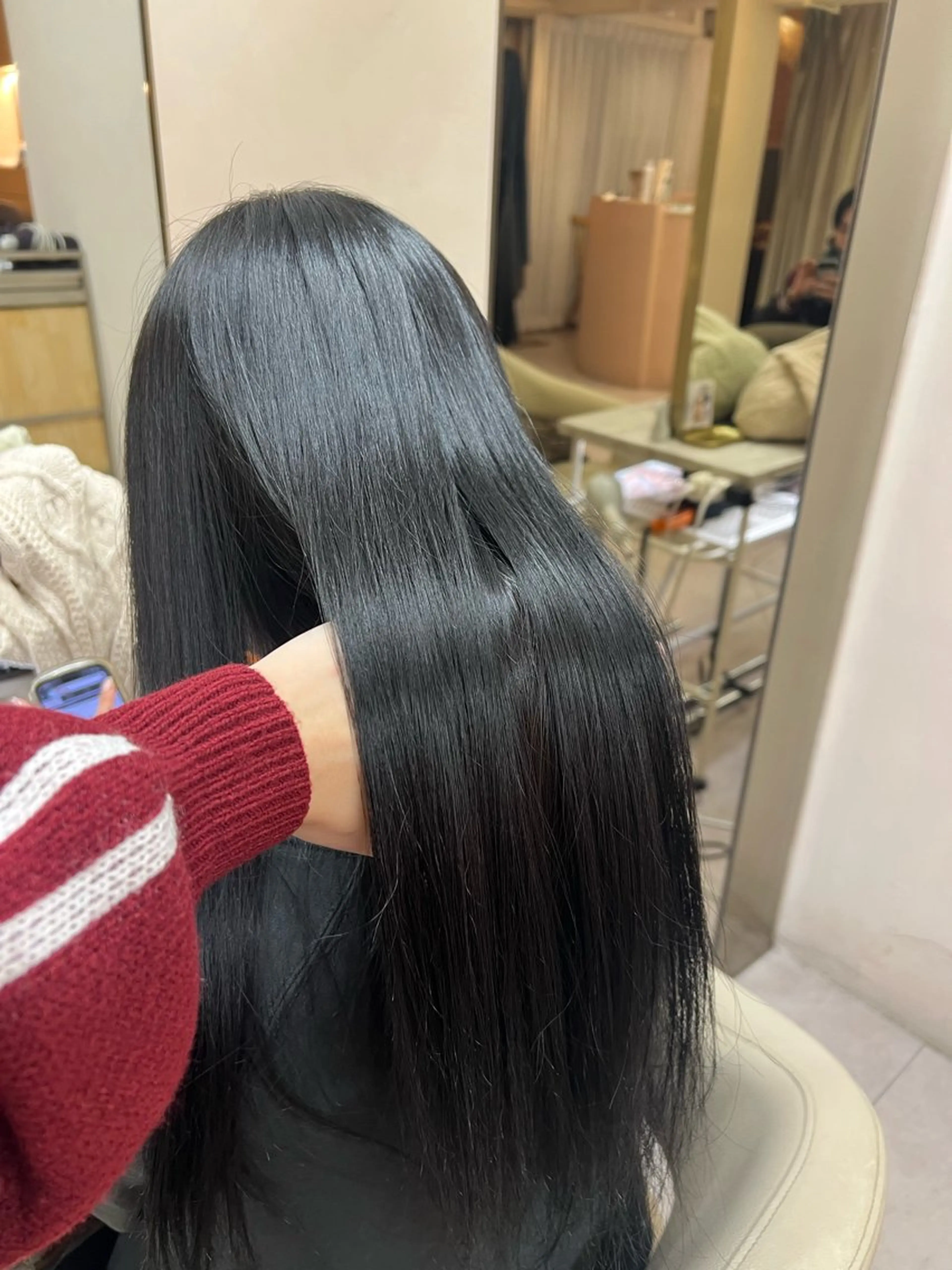 ロング カラー 黒髪 ブルーカラー ブルーブラック ヘアカラー ナナカ 🎀のヘアスタイル